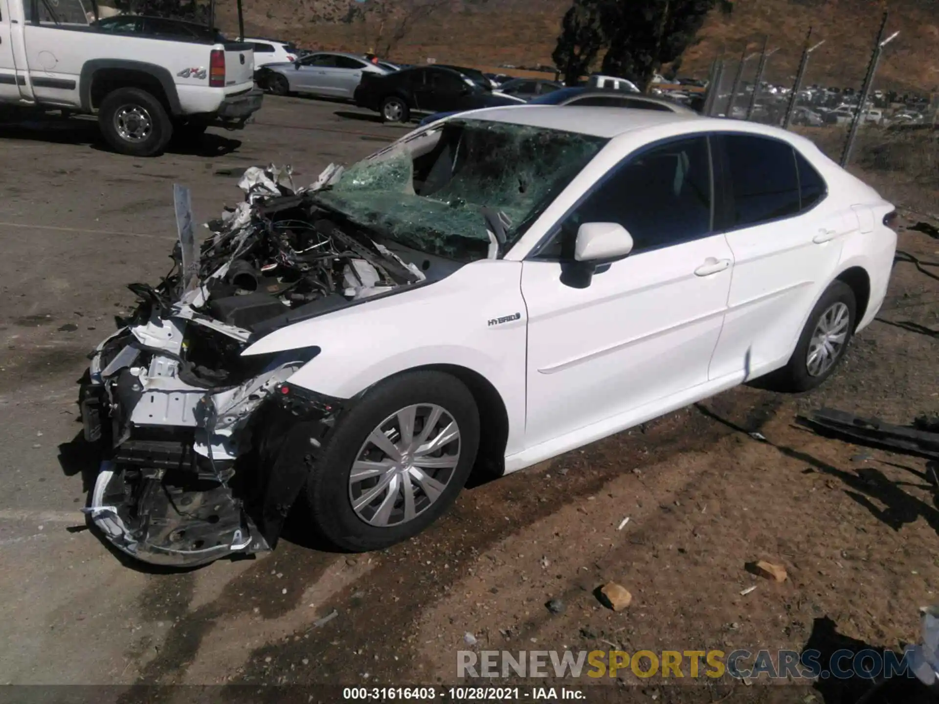 2 Photograph of a damaged car 4T1C31AK1LU537799 TOYOTA CAMRY 2020