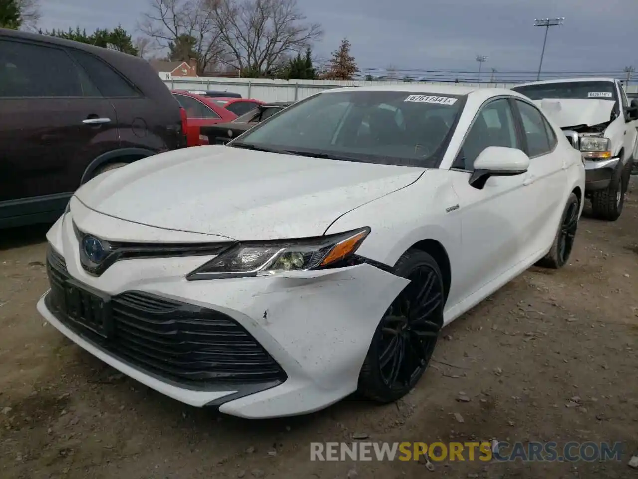 2 Photograph of a damaged car 4T1C31AK1LU538211 TOYOTA CAMRY 2020