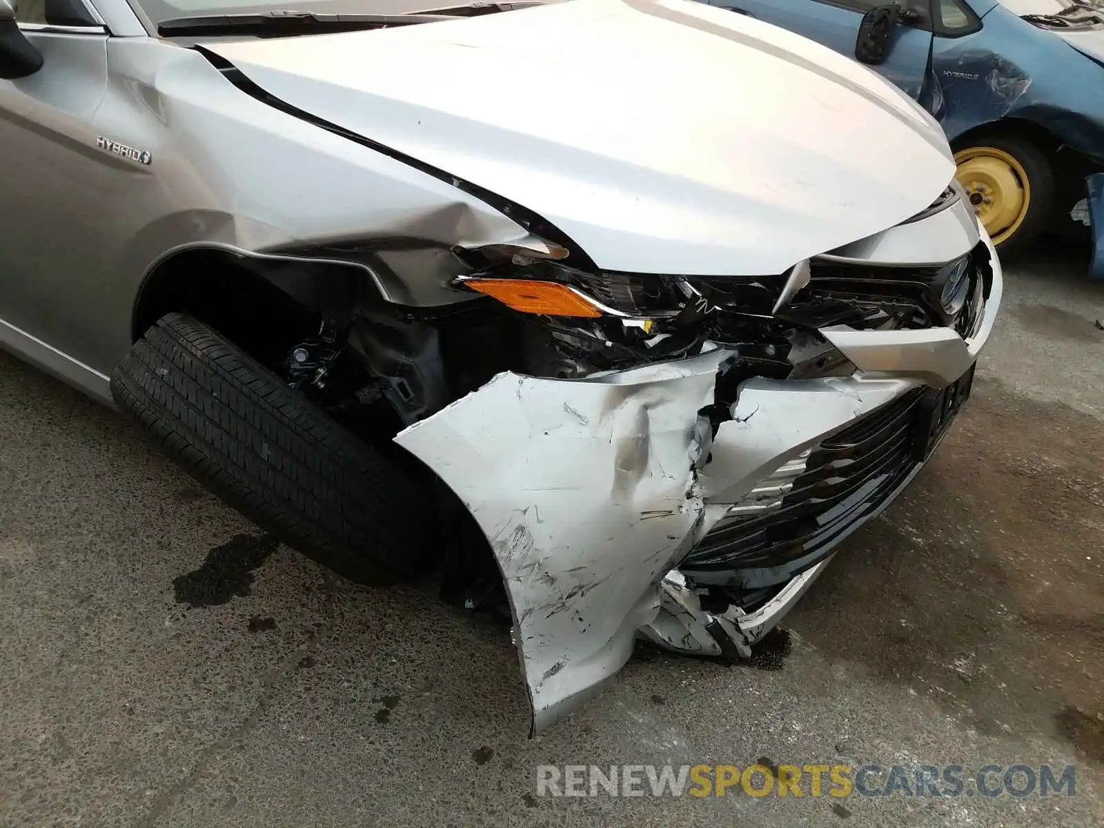 9 Photograph of a damaged car 4T1C31AK1LU541187 TOYOTA CAMRY 2020