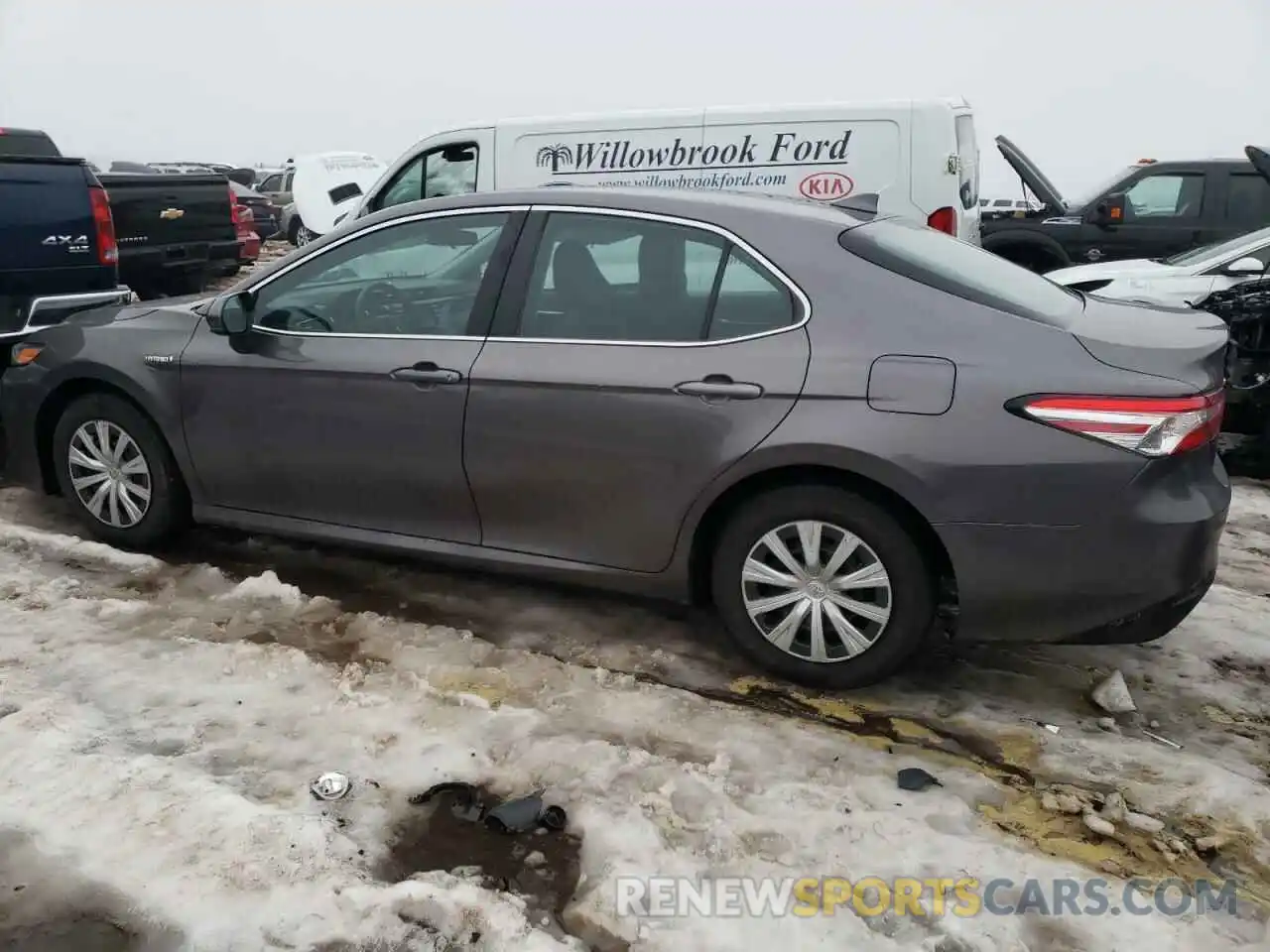 2 Photograph of a damaged car 4T1C31AK2LU013559 TOYOTA CAMRY 2020