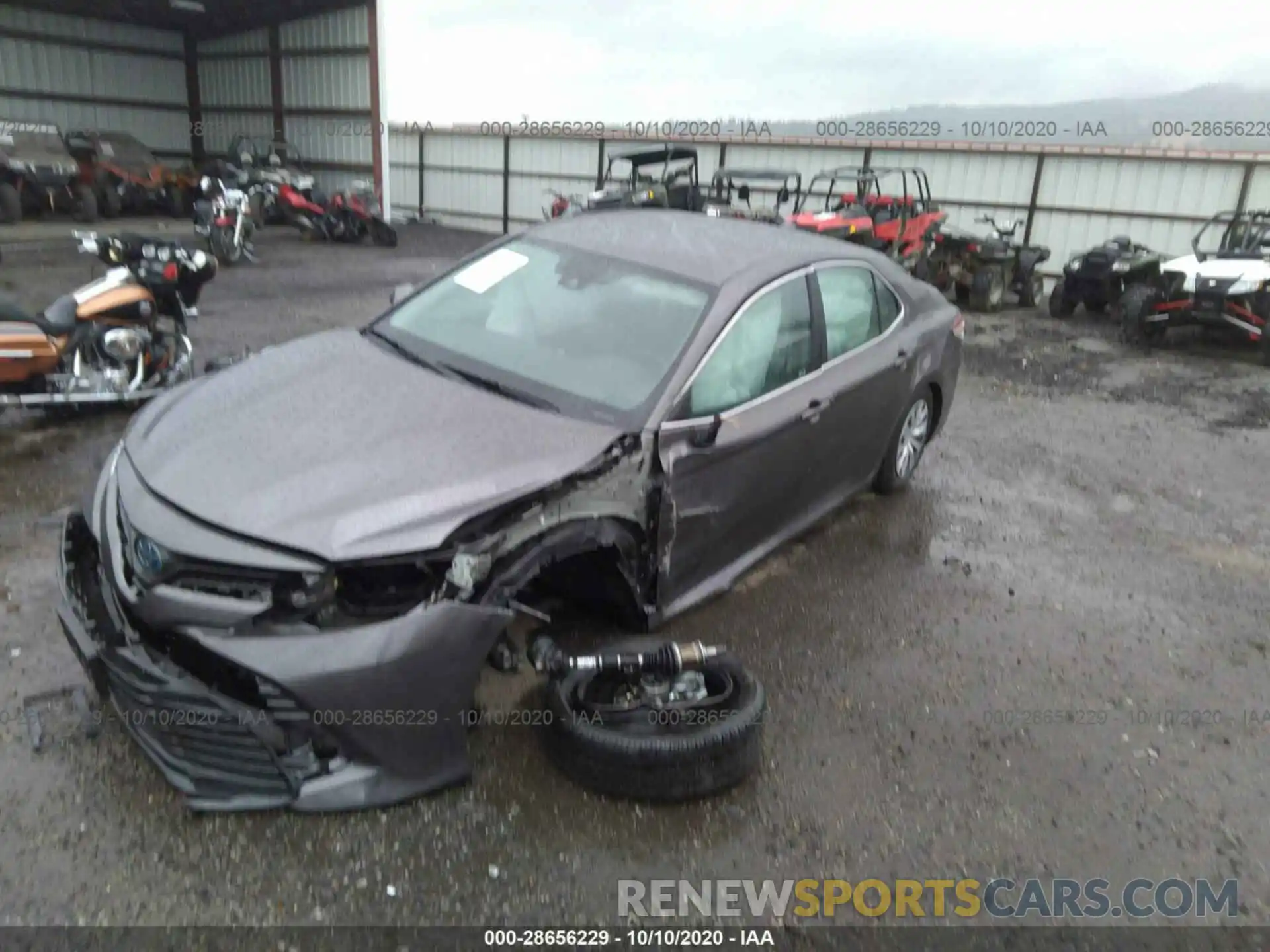 2 Photograph of a damaged car 4T1C31AK2LU016445 TOYOTA CAMRY 2020