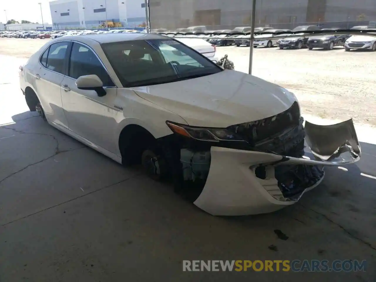 1 Photograph of a damaged car 4T1C31AK2LU017725 TOYOTA CAMRY 2020