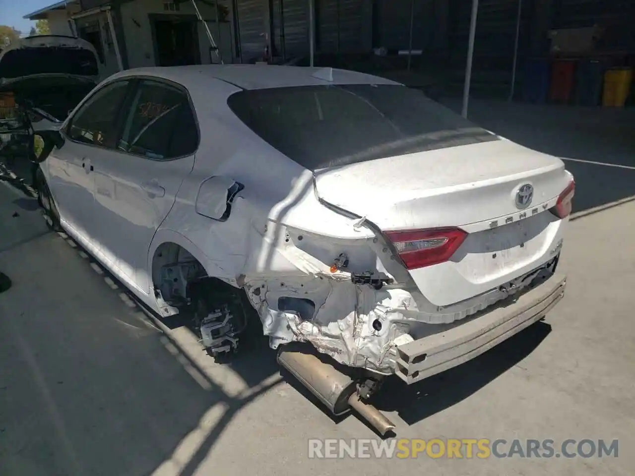 3 Photograph of a damaged car 4T1C31AK2LU017725 TOYOTA CAMRY 2020