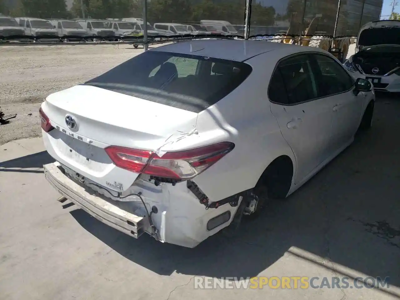 4 Photograph of a damaged car 4T1C31AK2LU017725 TOYOTA CAMRY 2020