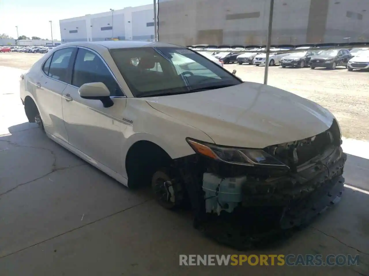 9 Photograph of a damaged car 4T1C31AK2LU017725 TOYOTA CAMRY 2020