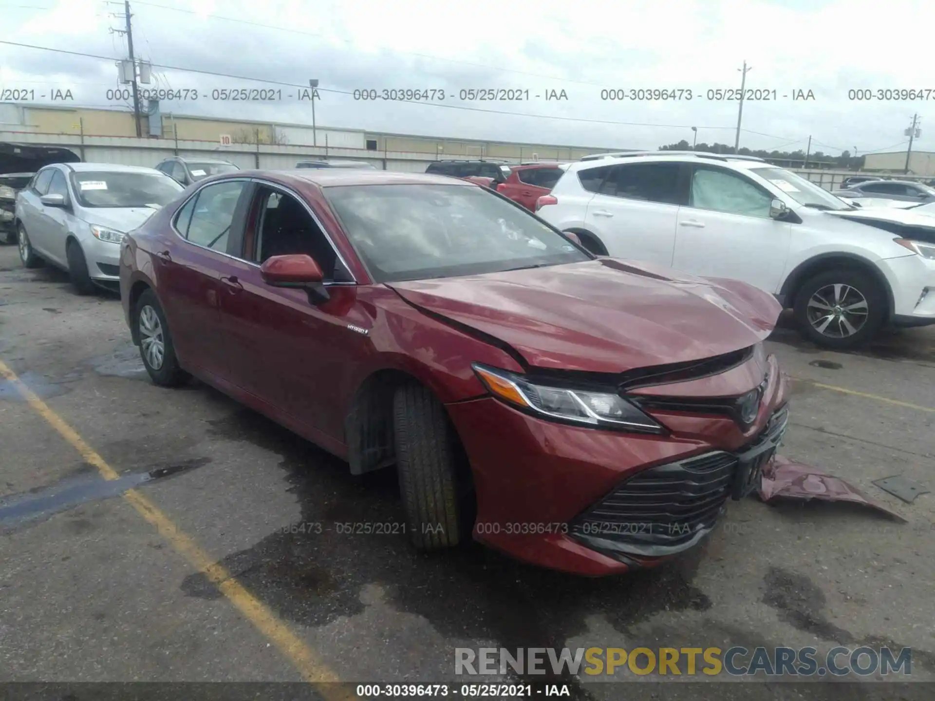 1 Photograph of a damaged car 4T1C31AK2LU018924 TOYOTA CAMRY 2020