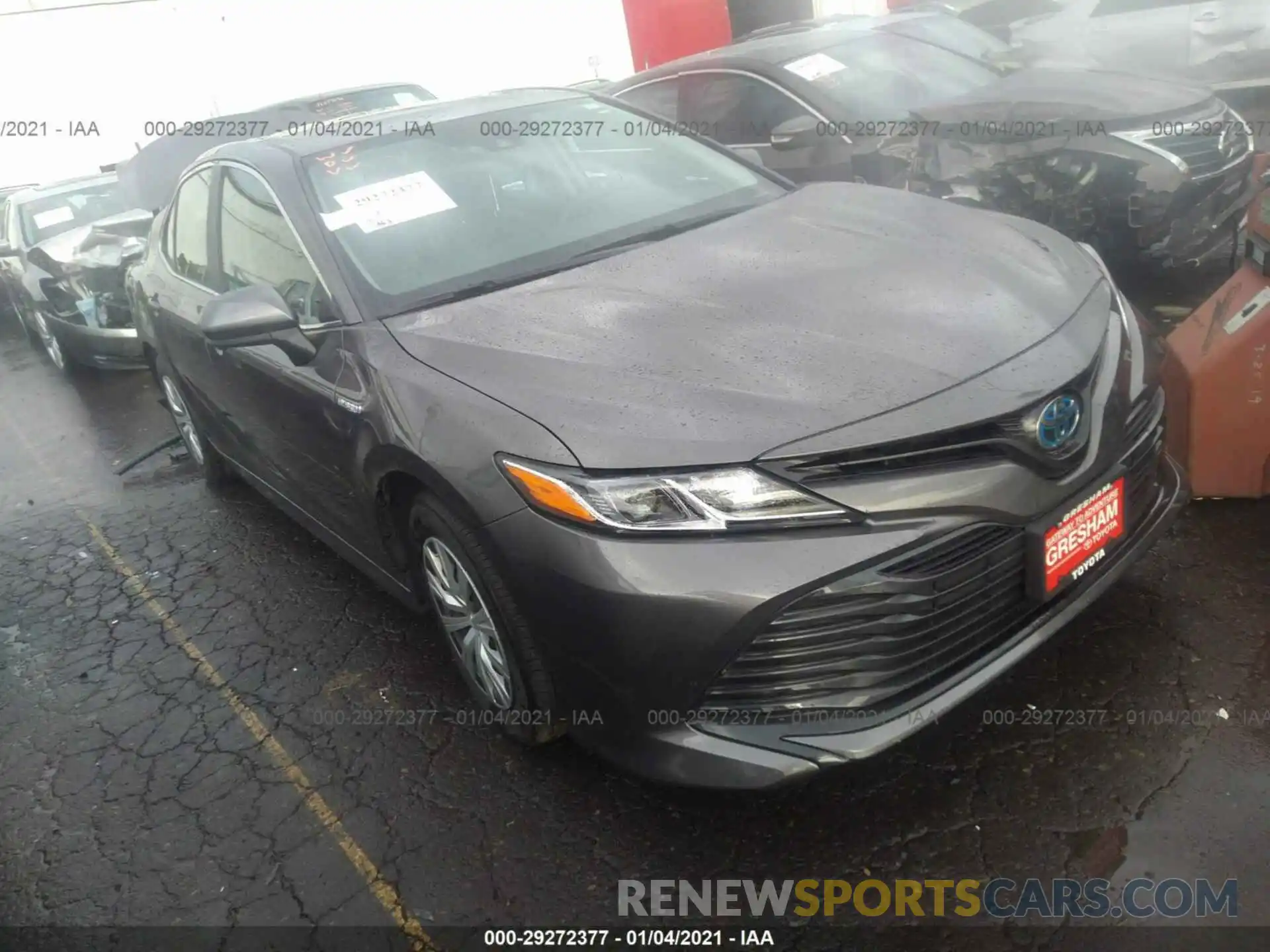 1 Photograph of a damaged car 4T1C31AK2LU019507 TOYOTA CAMRY 2020