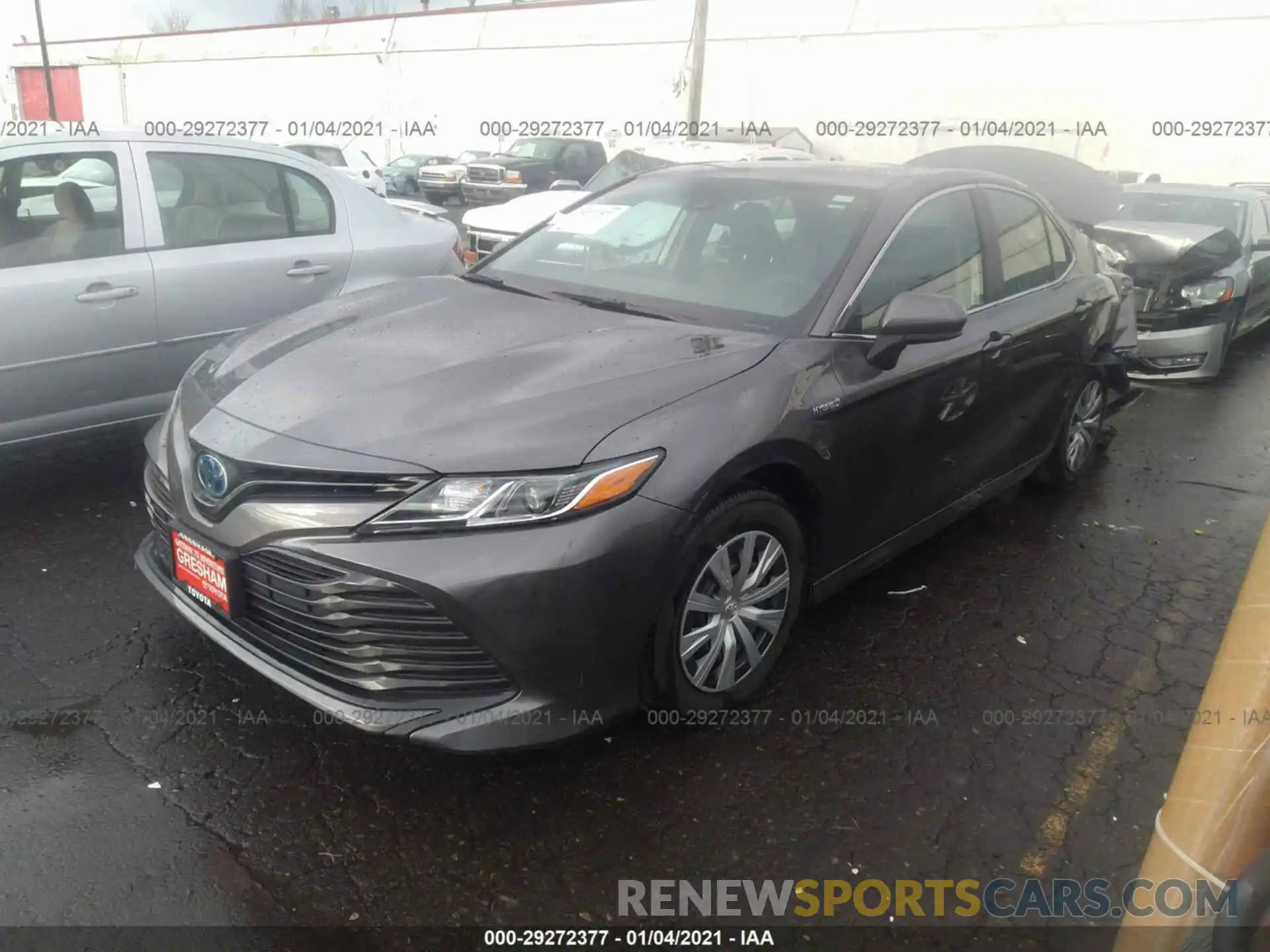 2 Photograph of a damaged car 4T1C31AK2LU019507 TOYOTA CAMRY 2020