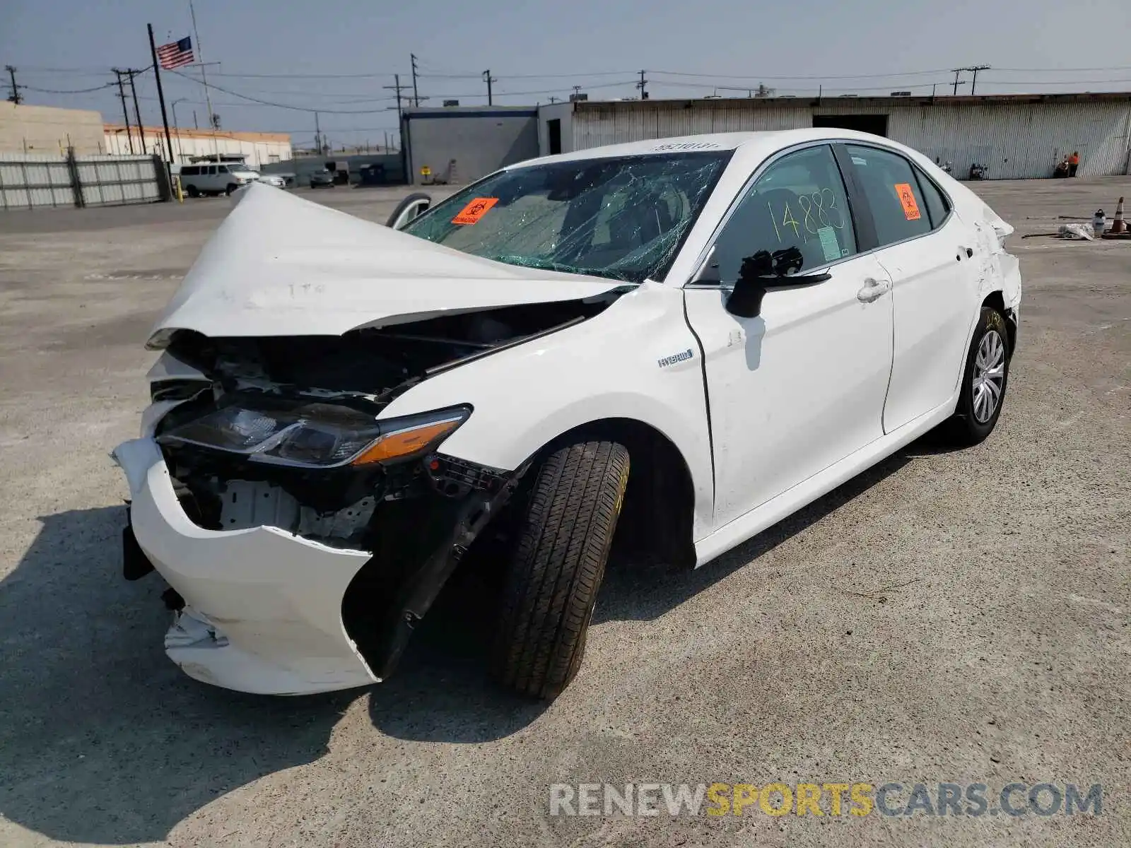 2 Photograph of a damaged car 4T1C31AK2LU019815 TOYOTA CAMRY 2020