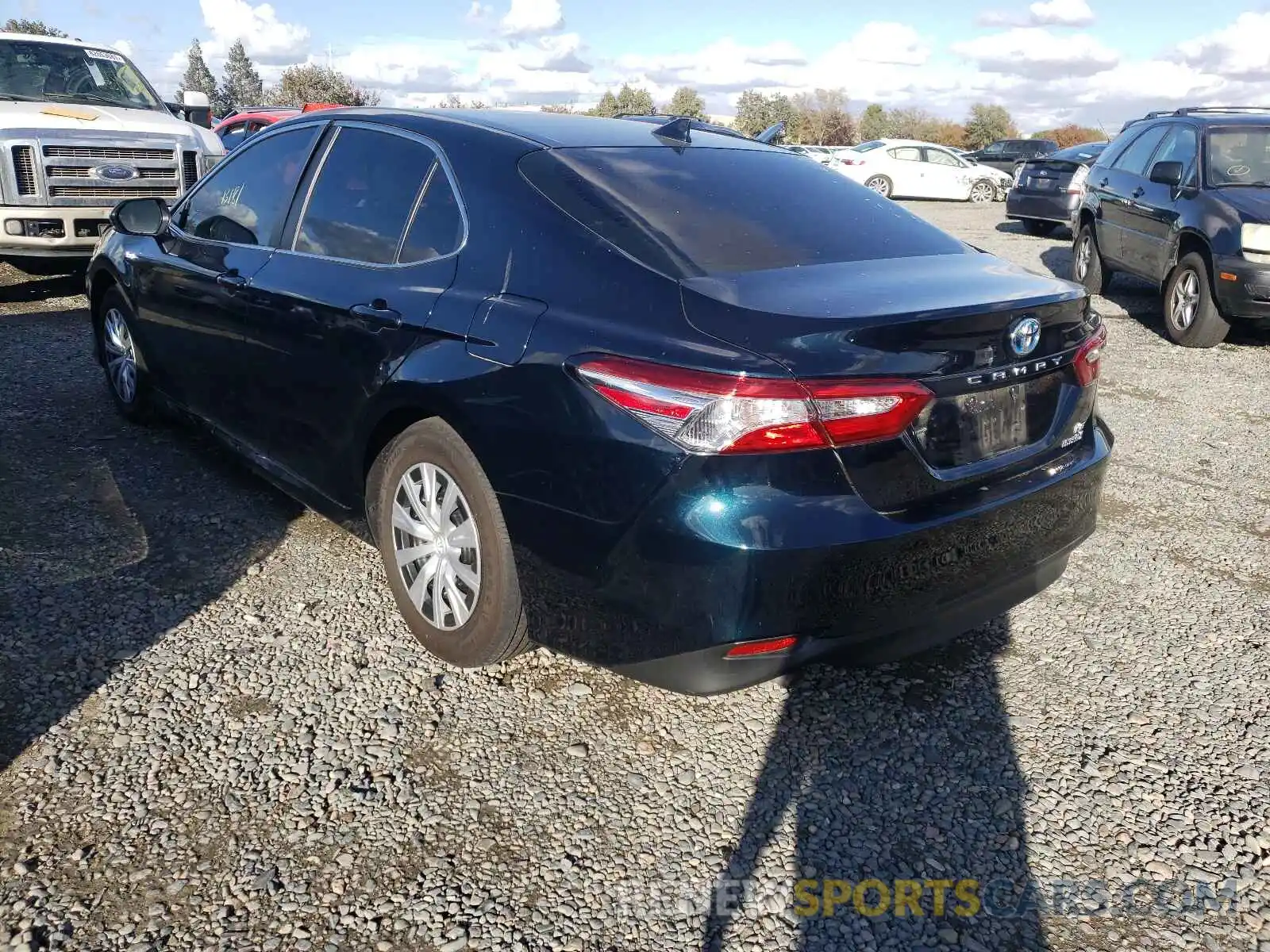 3 Photograph of a damaged car 4T1C31AK2LU520137 TOYOTA CAMRY 2020