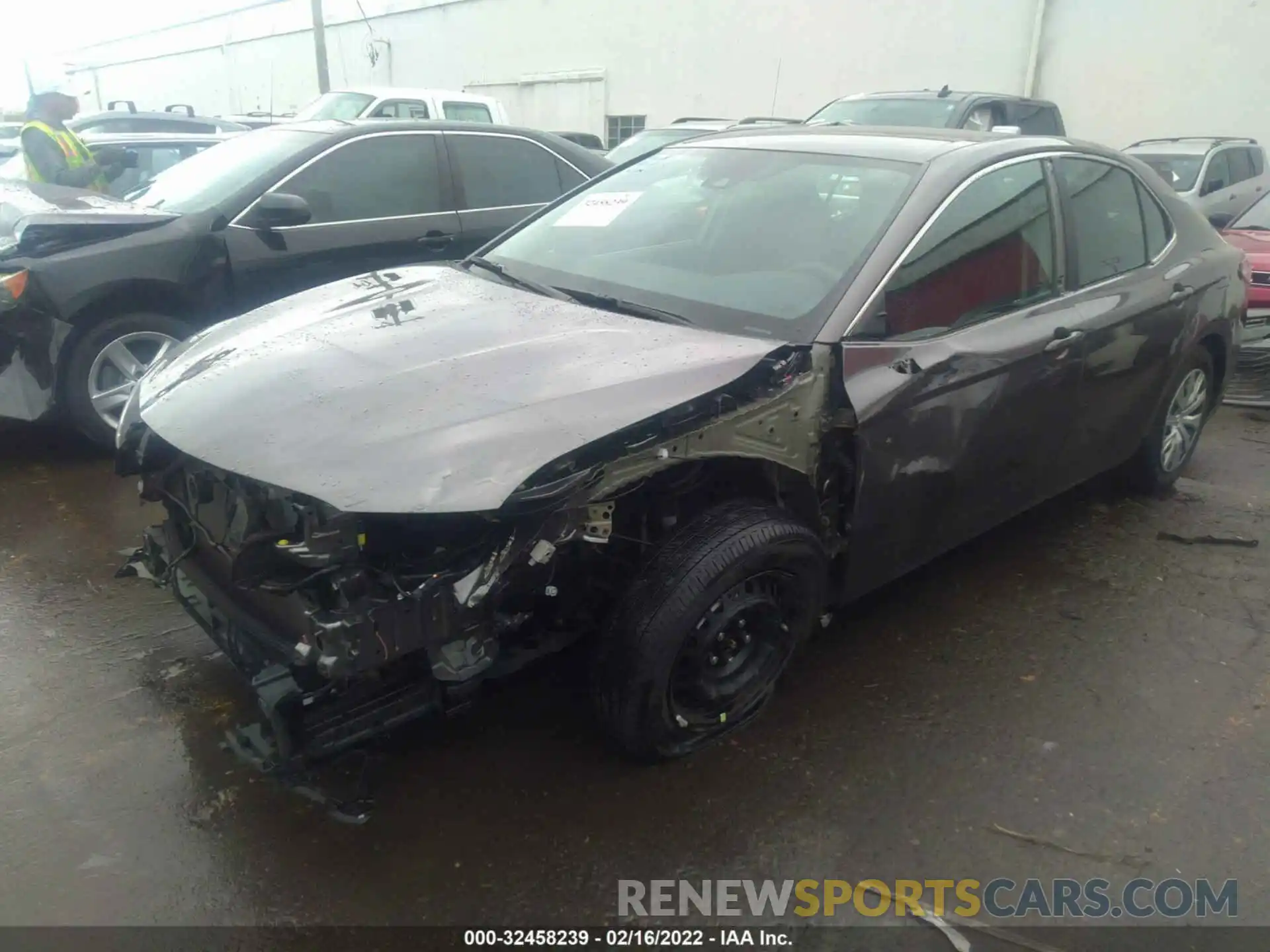 2 Photograph of a damaged car 4T1C31AK2LU521353 TOYOTA CAMRY 2020