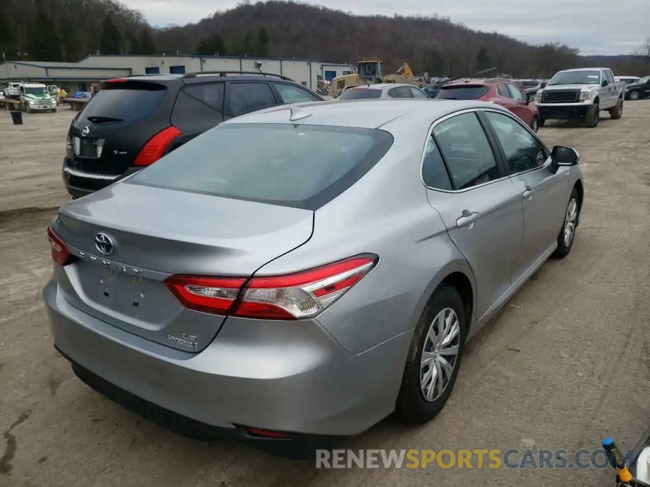 4 Photograph of a damaged car 4T1C31AK2LU521692 TOYOTA CAMRY 2020