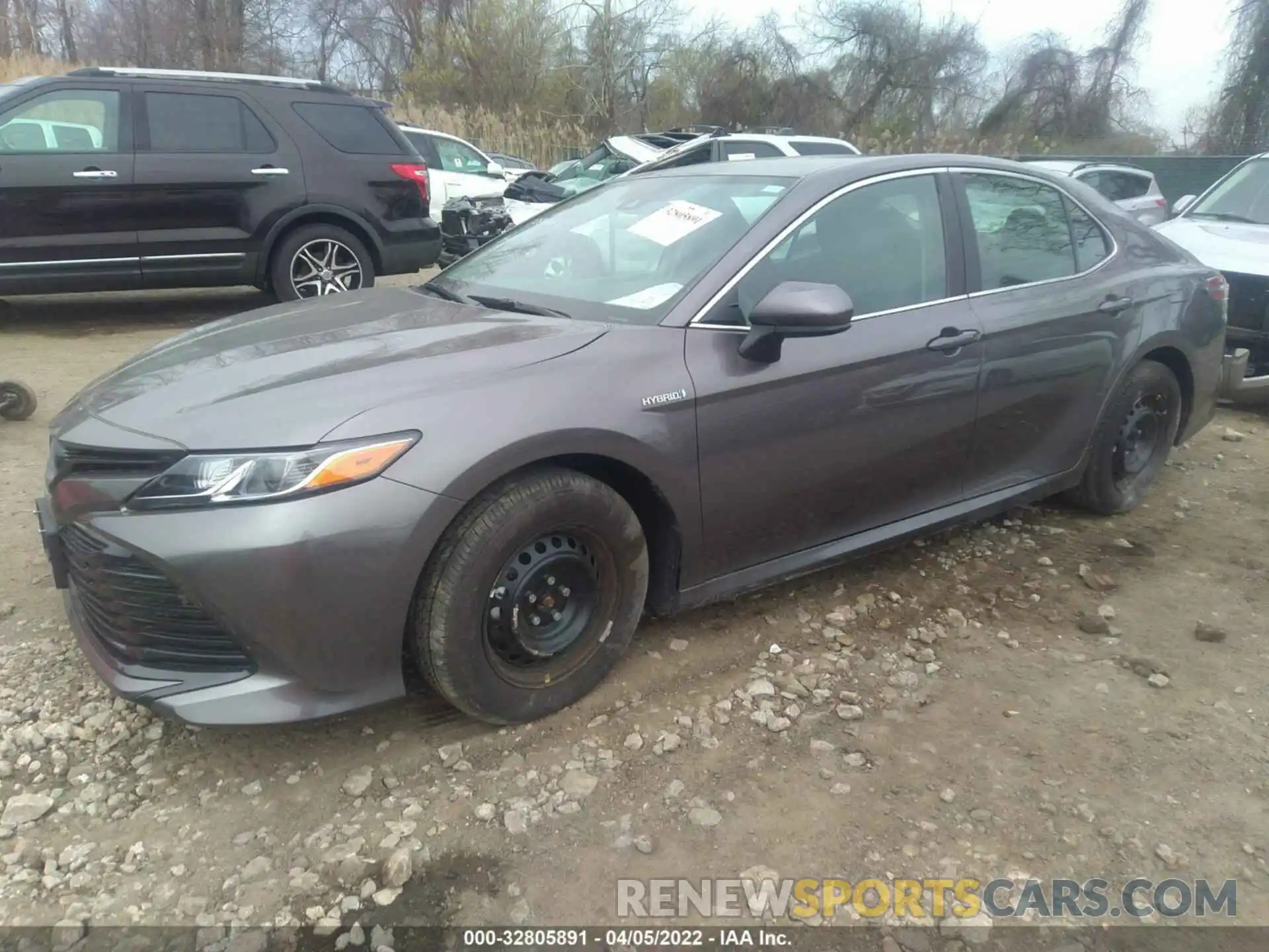 2 Photograph of a damaged car 4T1C31AK2LU524205 TOYOTA CAMRY 2020