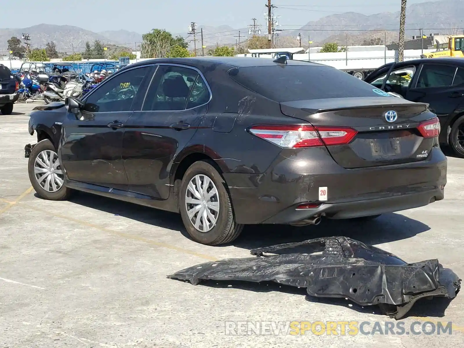 3 Photograph of a damaged car 4T1C31AK2LU525368 TOYOTA CAMRY 2020