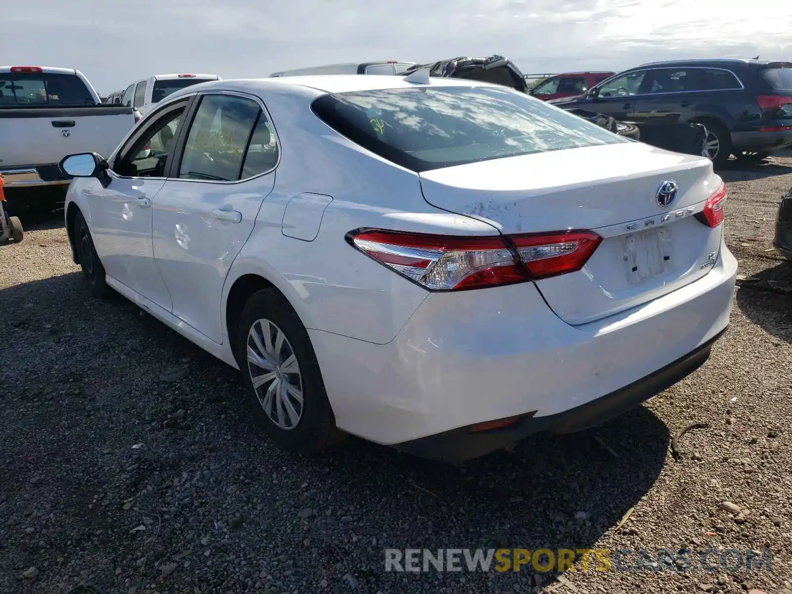 3 Photograph of a damaged car 4T1C31AK2LU526763 TOYOTA CAMRY 2020