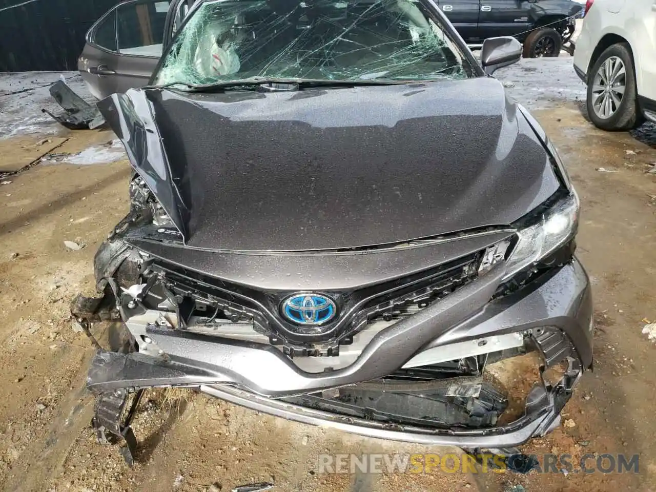 7 Photograph of a damaged car 4T1C31AK2LU535611 TOYOTA CAMRY 2020