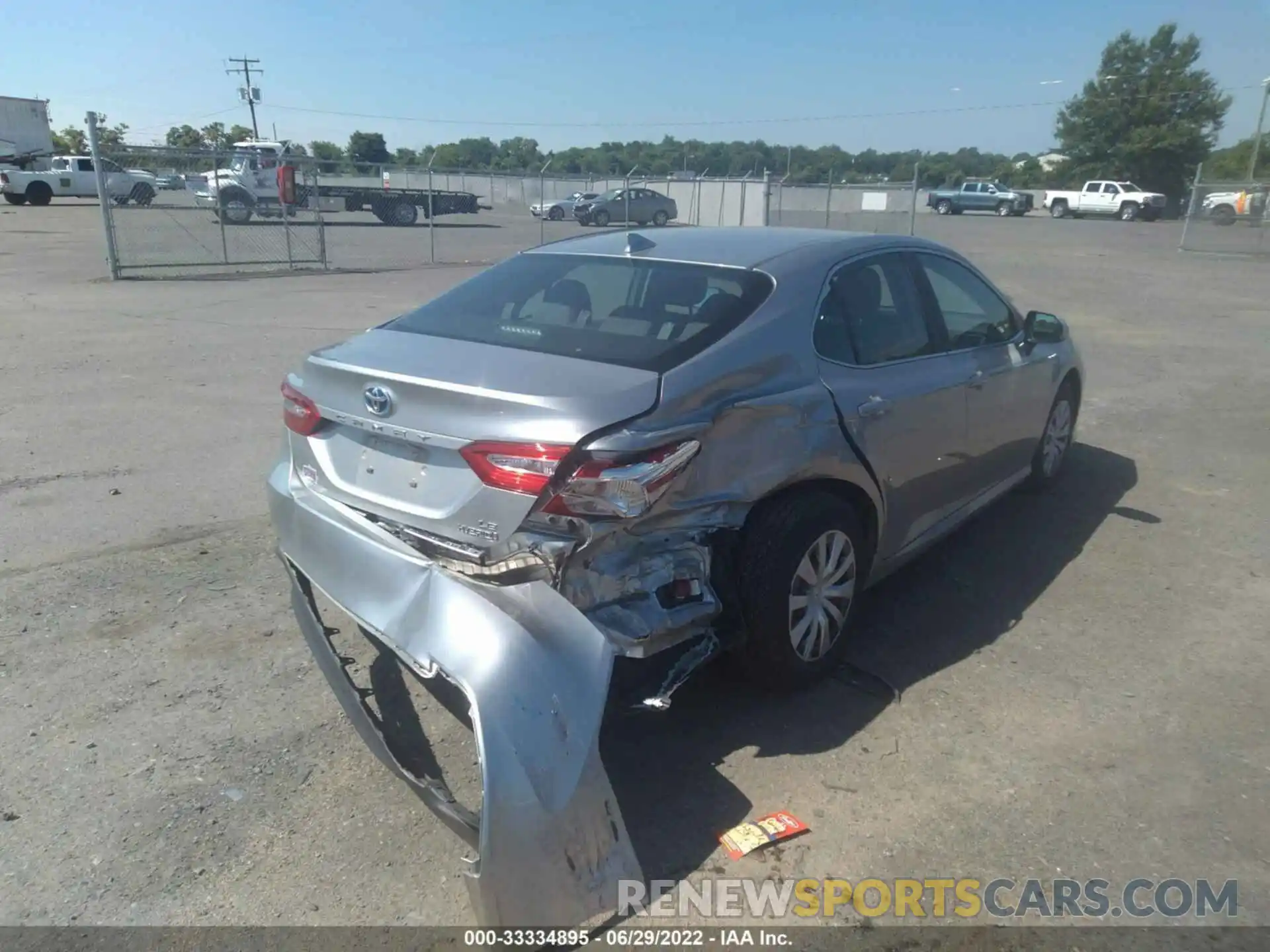 6 Photograph of a damaged car 4T1C31AK2LU544812 TOYOTA CAMRY 2020