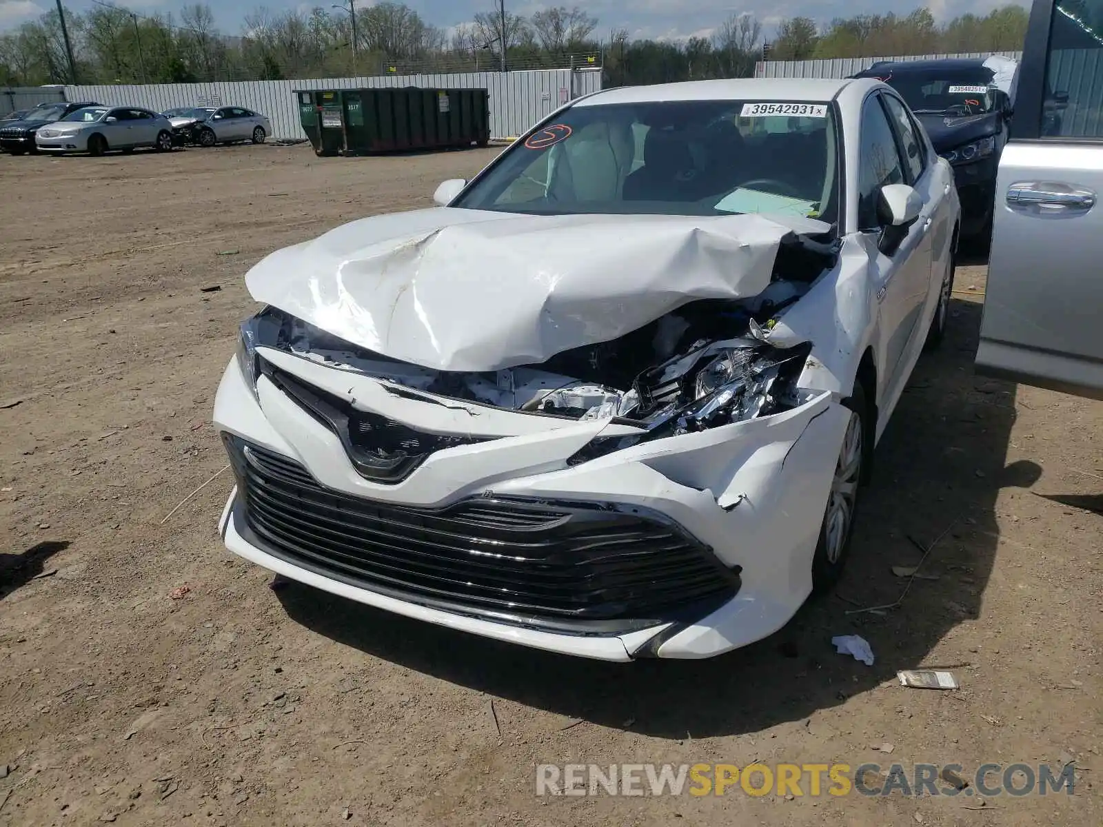 2 Photograph of a damaged car 4T1C31AK2LU544843 TOYOTA CAMRY 2020