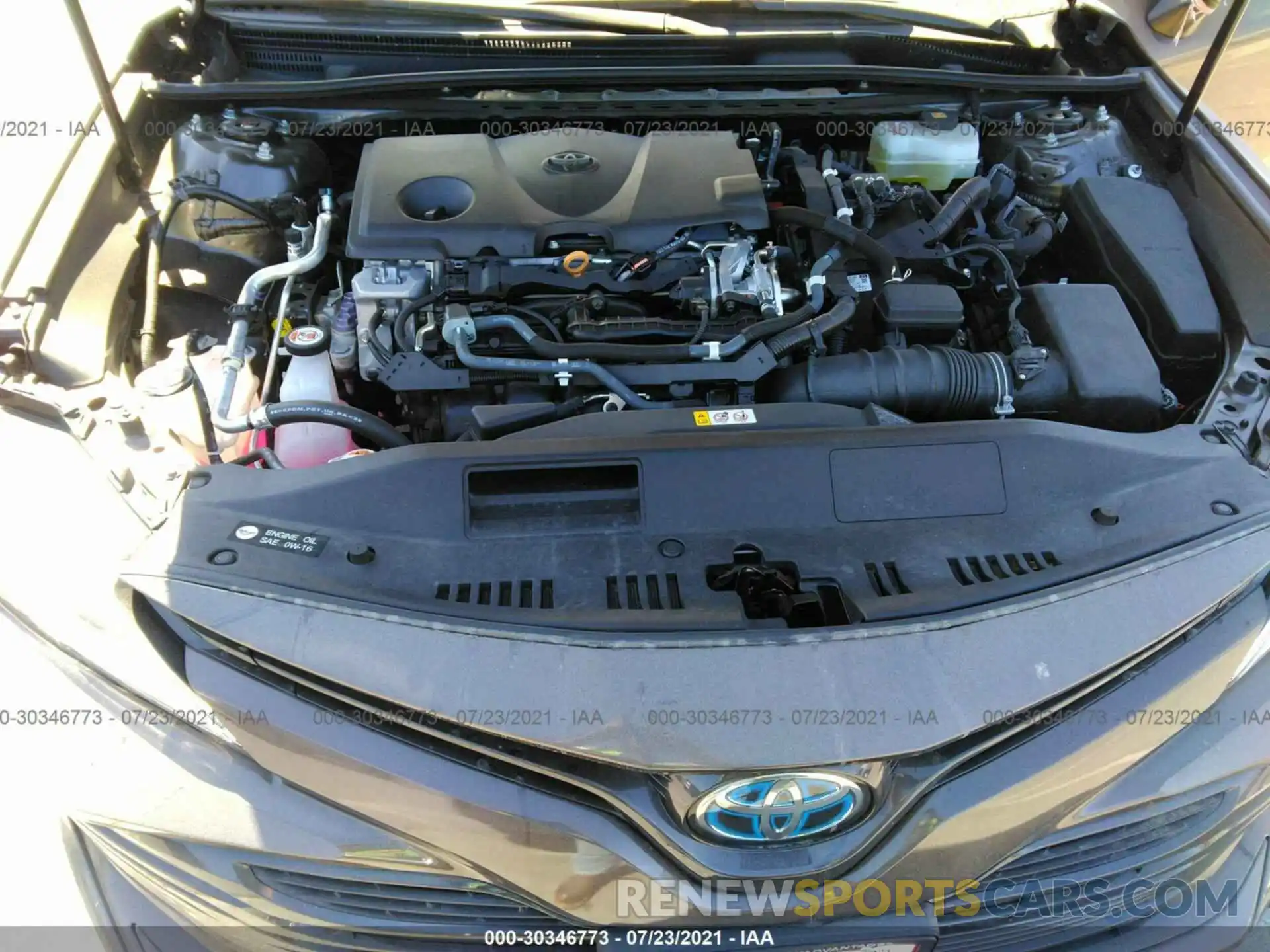 10 Photograph of a damaged car 4T1C31AK3LU011996 TOYOTA CAMRY 2020