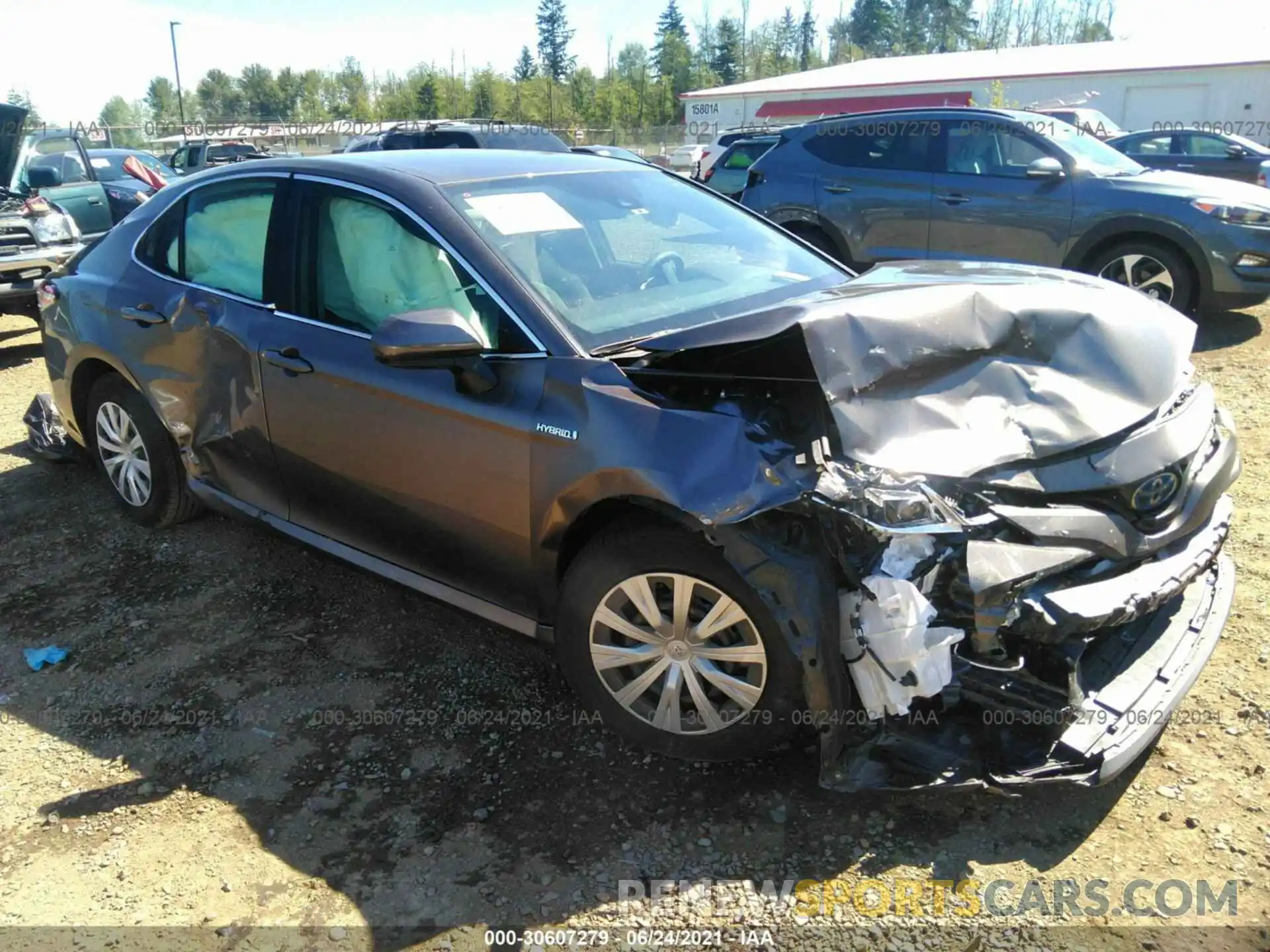 1 Photograph of a damaged car 4T1C31AK3LU013859 TOYOTA CAMRY 2020