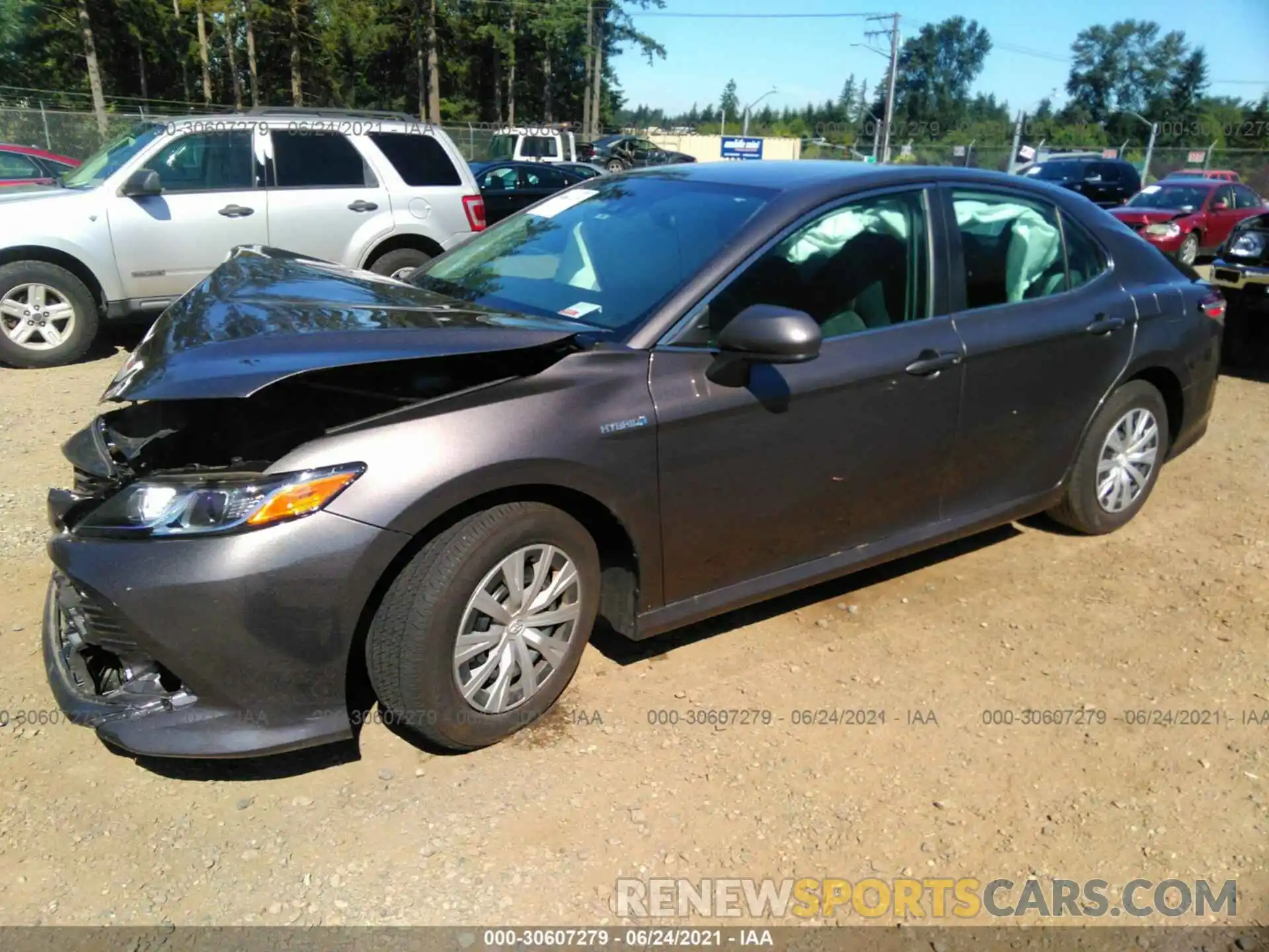 2 Photograph of a damaged car 4T1C31AK3LU013859 TOYOTA CAMRY 2020