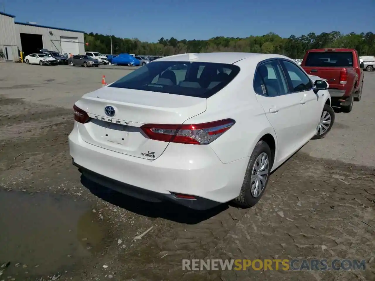 4 Photograph of a damaged car 4T1C31AK3LU016597 TOYOTA CAMRY 2020