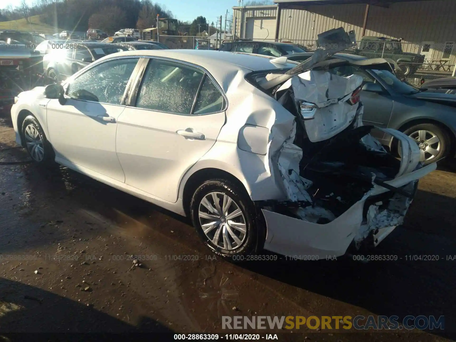 3 Photograph of a damaged car 4T1C31AK3LU520602 TOYOTA CAMRY 2020