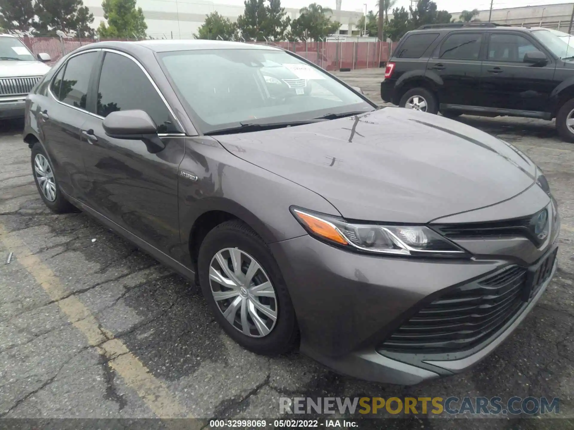 1 Photograph of a damaged car 4T1C31AK3LU528733 TOYOTA CAMRY 2020