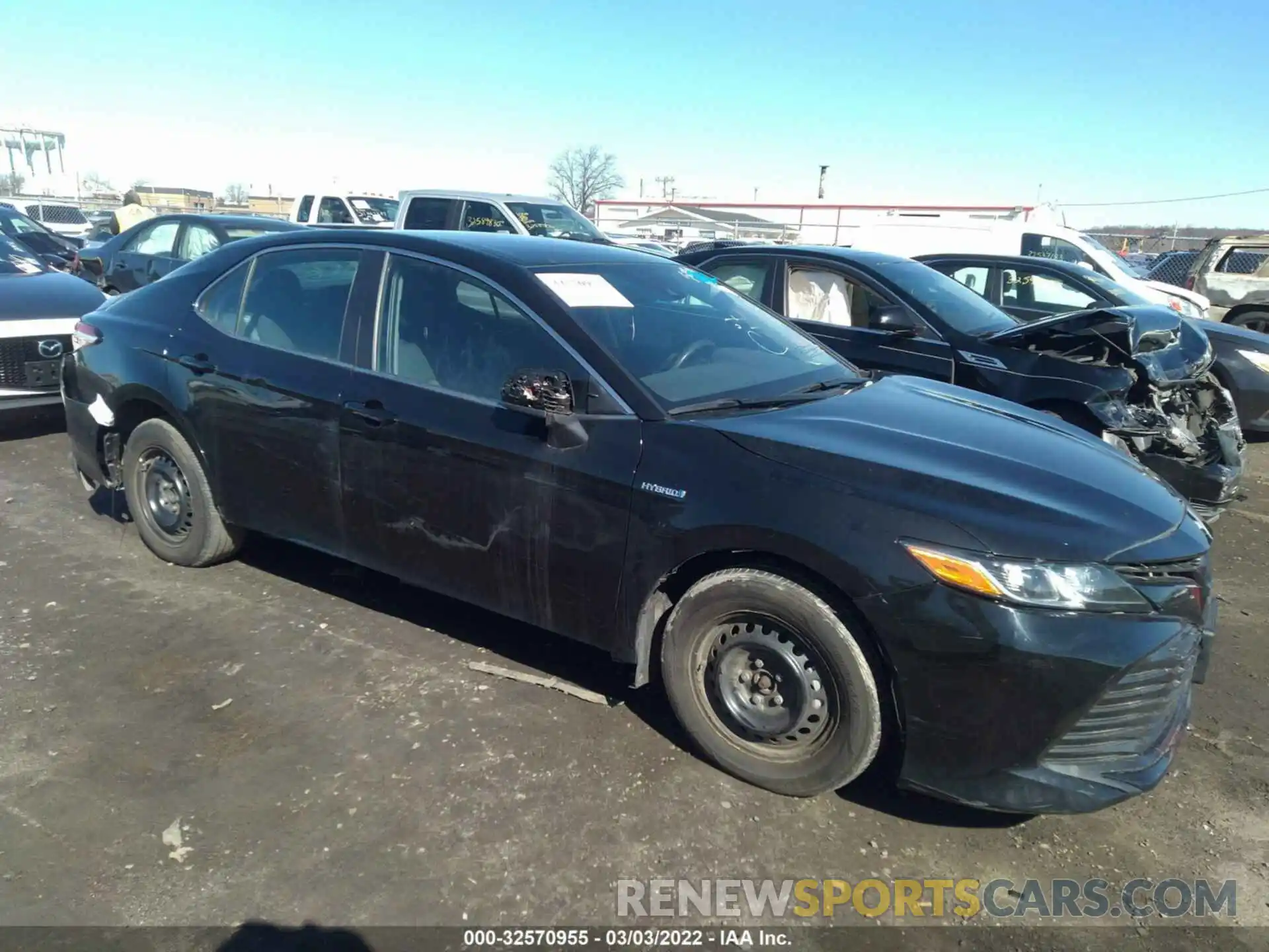 1 Photograph of a damaged car 4T1C31AK3LU529459 TOYOTA CAMRY 2020