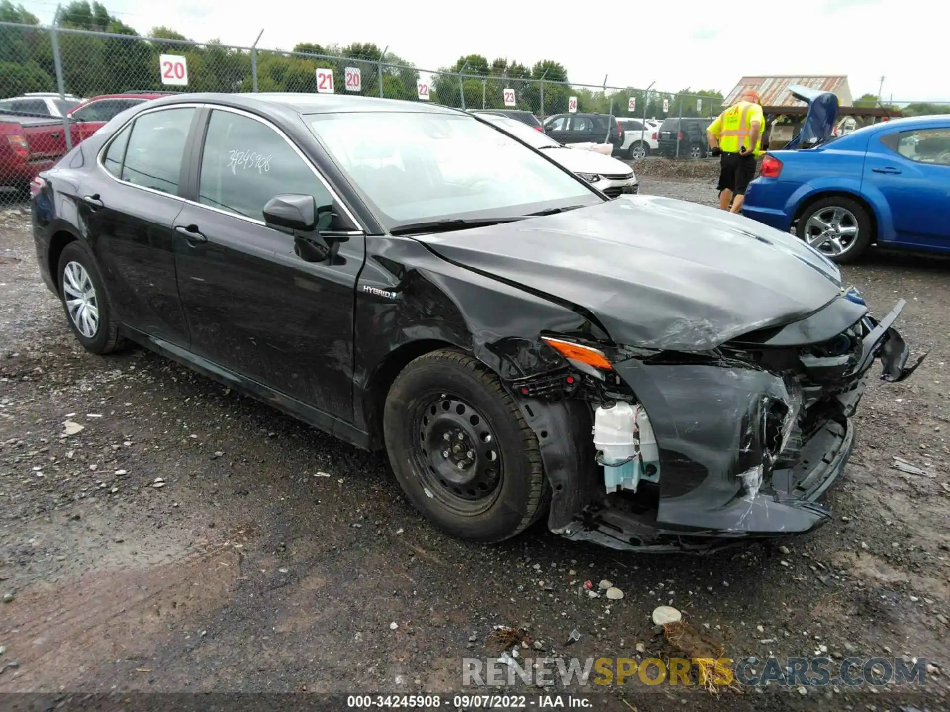 1 Photograph of a damaged car 4T1C31AK3LU537478 TOYOTA CAMRY 2020