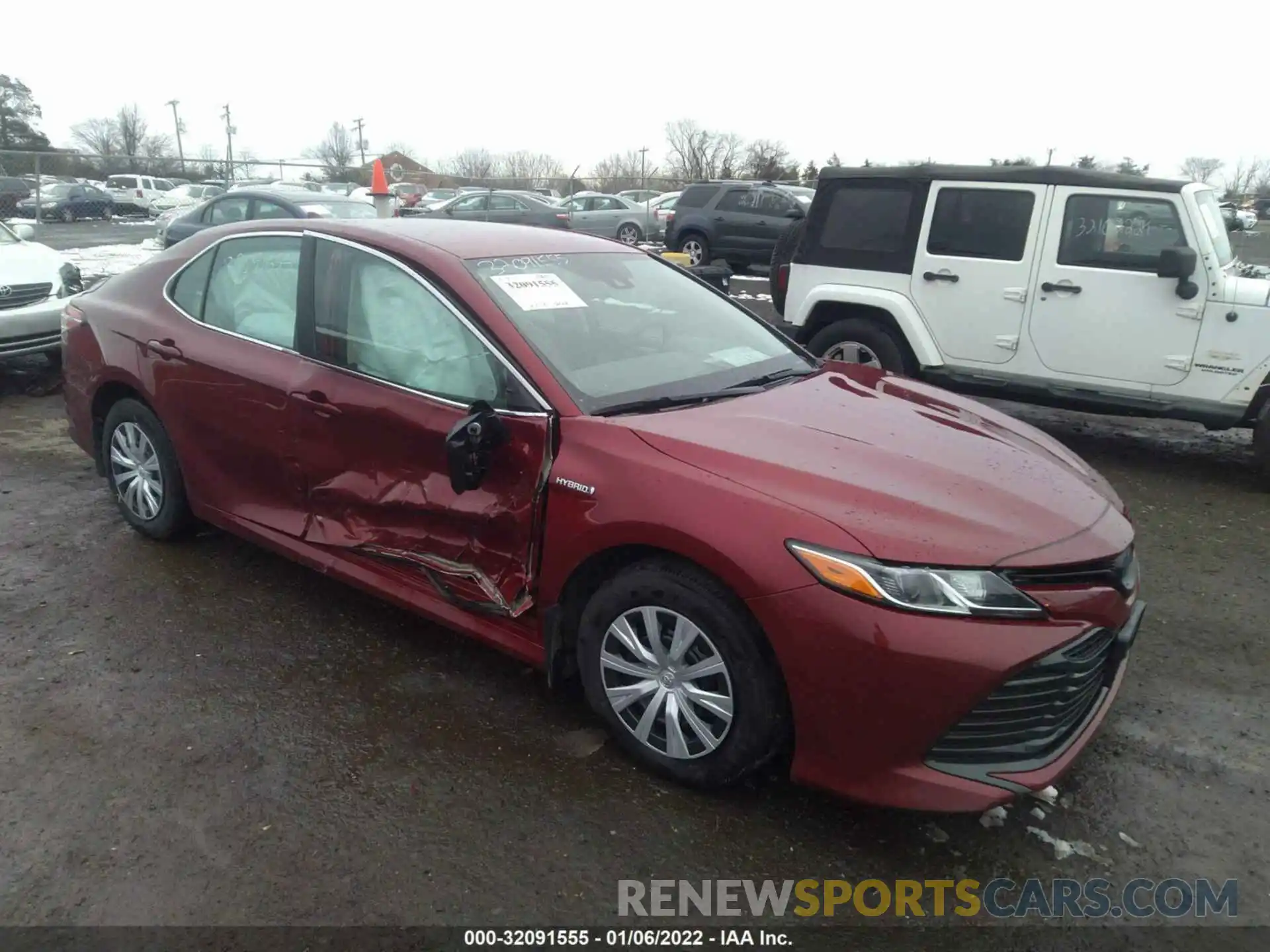 1 Photograph of a damaged car 4T1C31AK3LU538422 TOYOTA CAMRY 2020