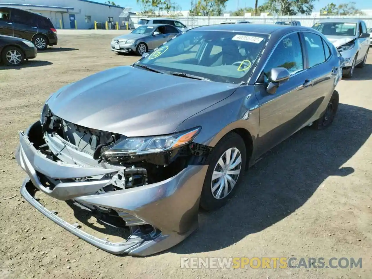 2 Photograph of a damaged car 4T1C31AK3LU542728 TOYOTA CAMRY 2020