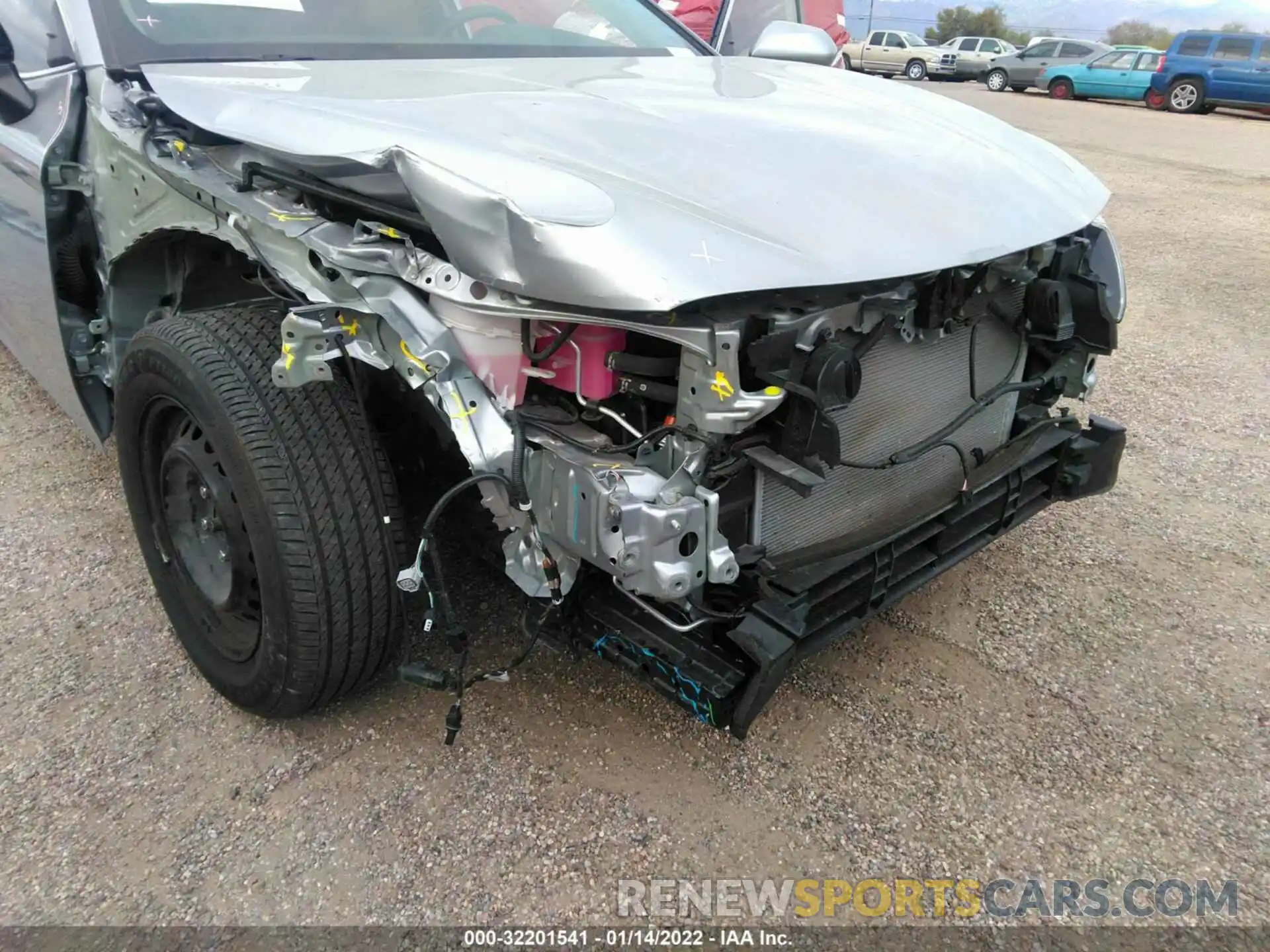 6 Photograph of a damaged car 4T1C31AK4LU017161 TOYOTA CAMRY 2020