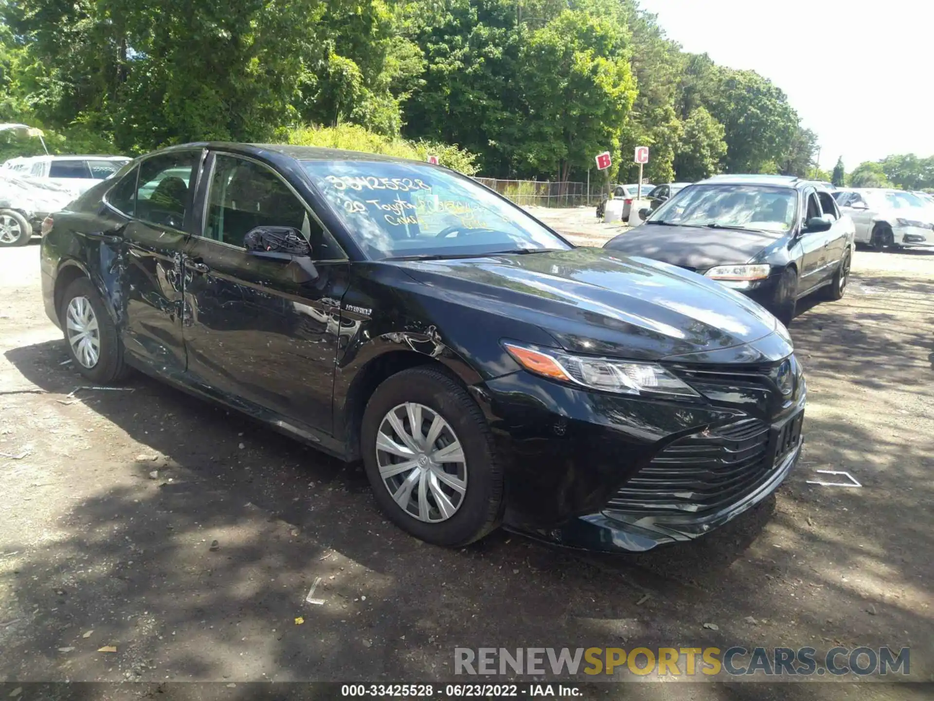 1 Photograph of a damaged car 4T1C31AK4LU019248 TOYOTA CAMRY 2020