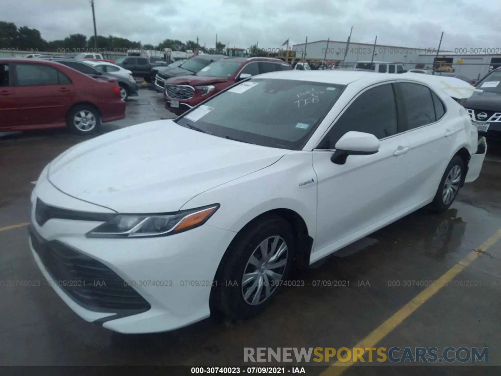 2 Photograph of a damaged car 4T1C31AK4LU019623 TOYOTA CAMRY 2020