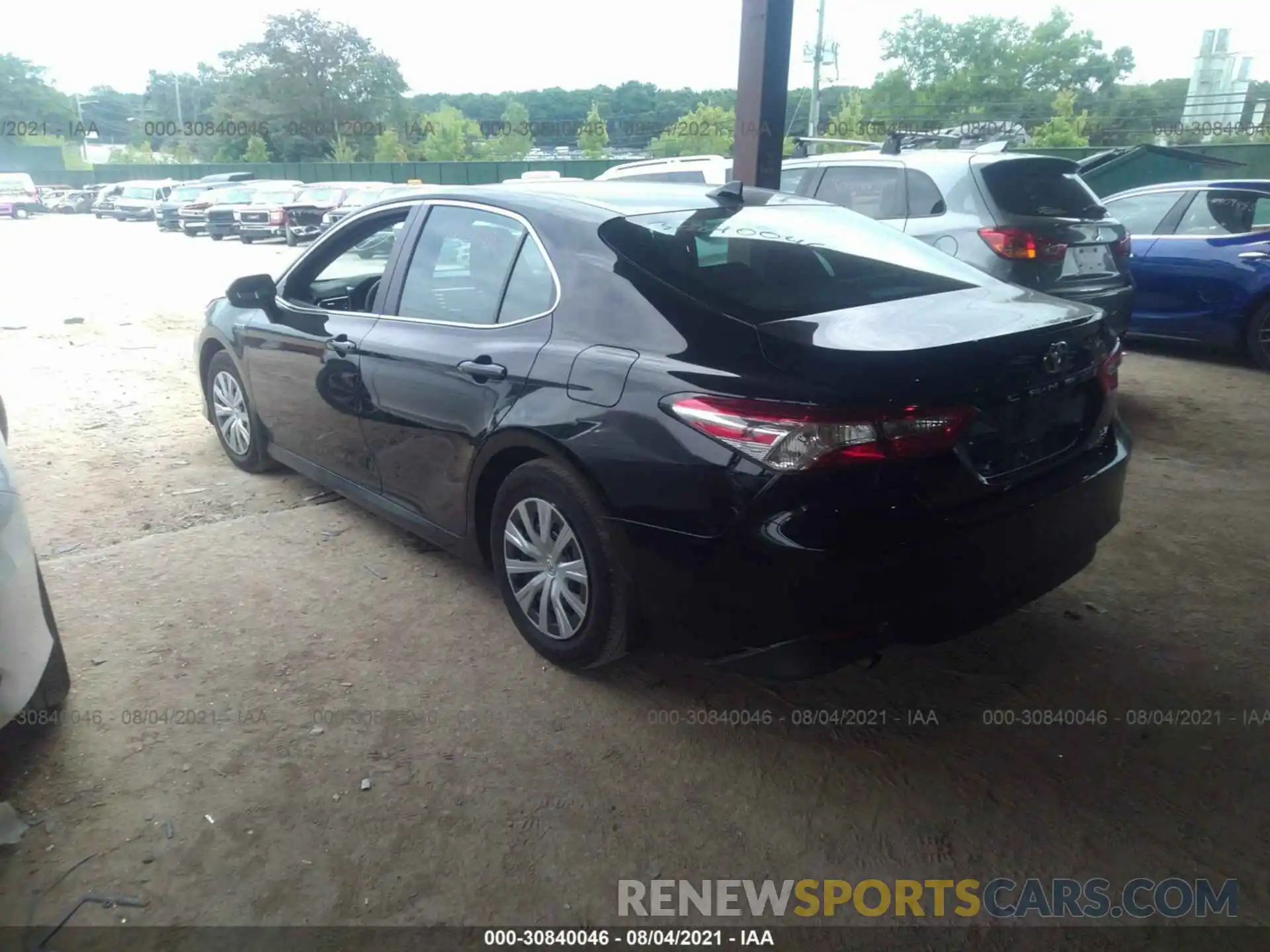 3 Photograph of a damaged car 4T1C31AK4LU529289 TOYOTA CAMRY 2020