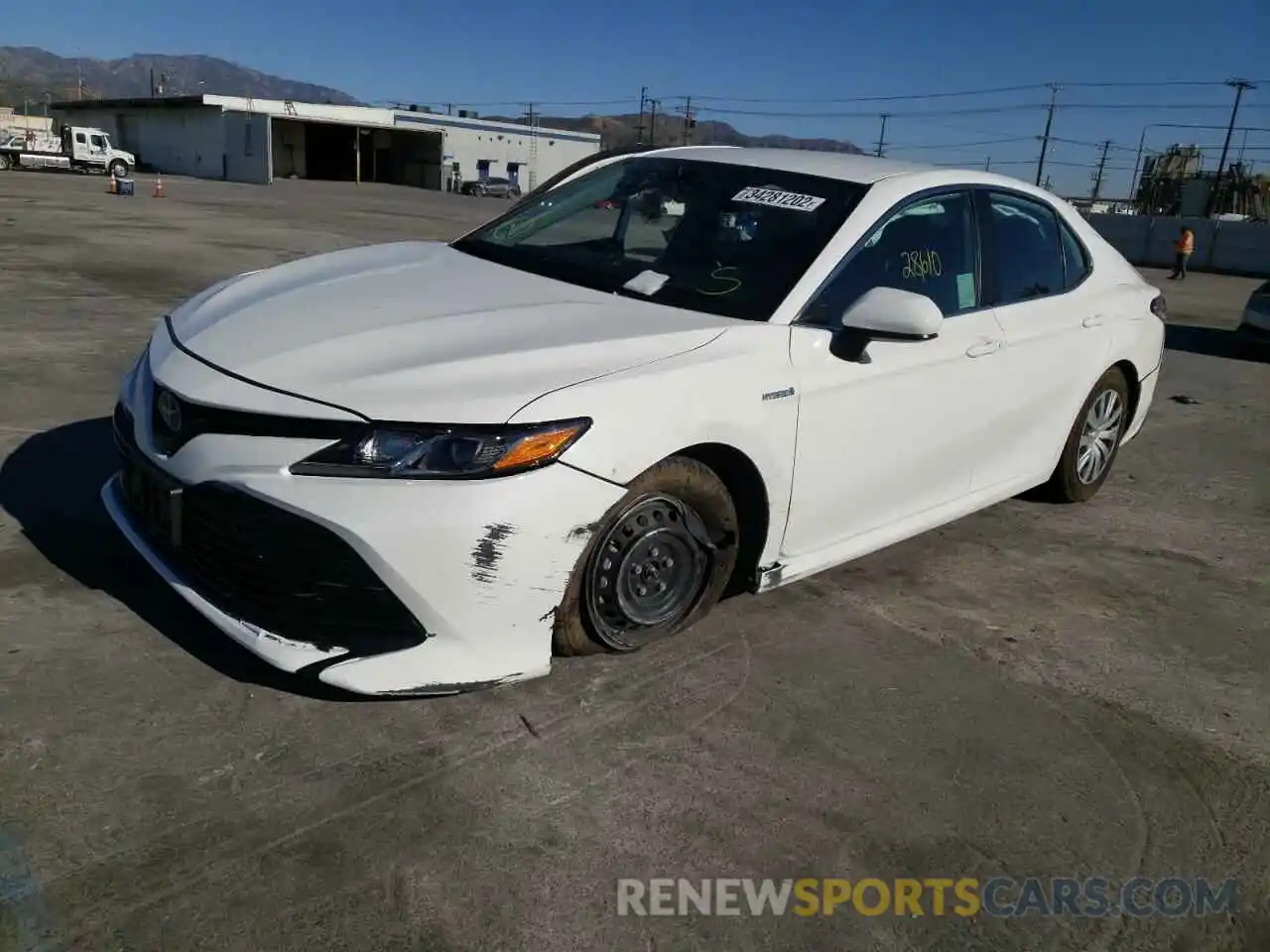 2 Photograph of a damaged car 4T1C31AK4LU532368 TOYOTA CAMRY 2020