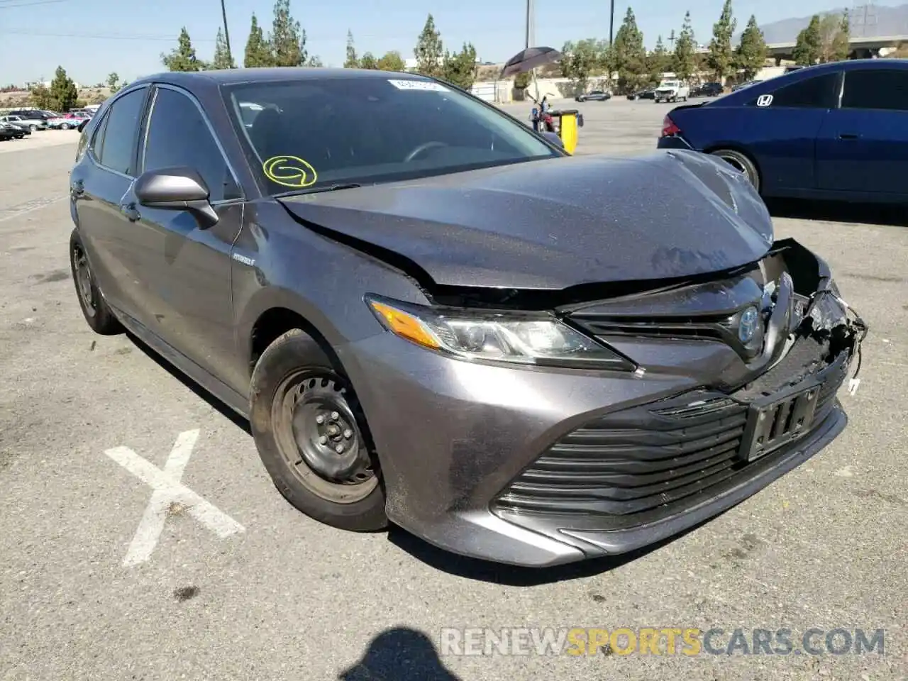 1 Photograph of a damaged car 4T1C31AK4LU533200 TOYOTA CAMRY 2020