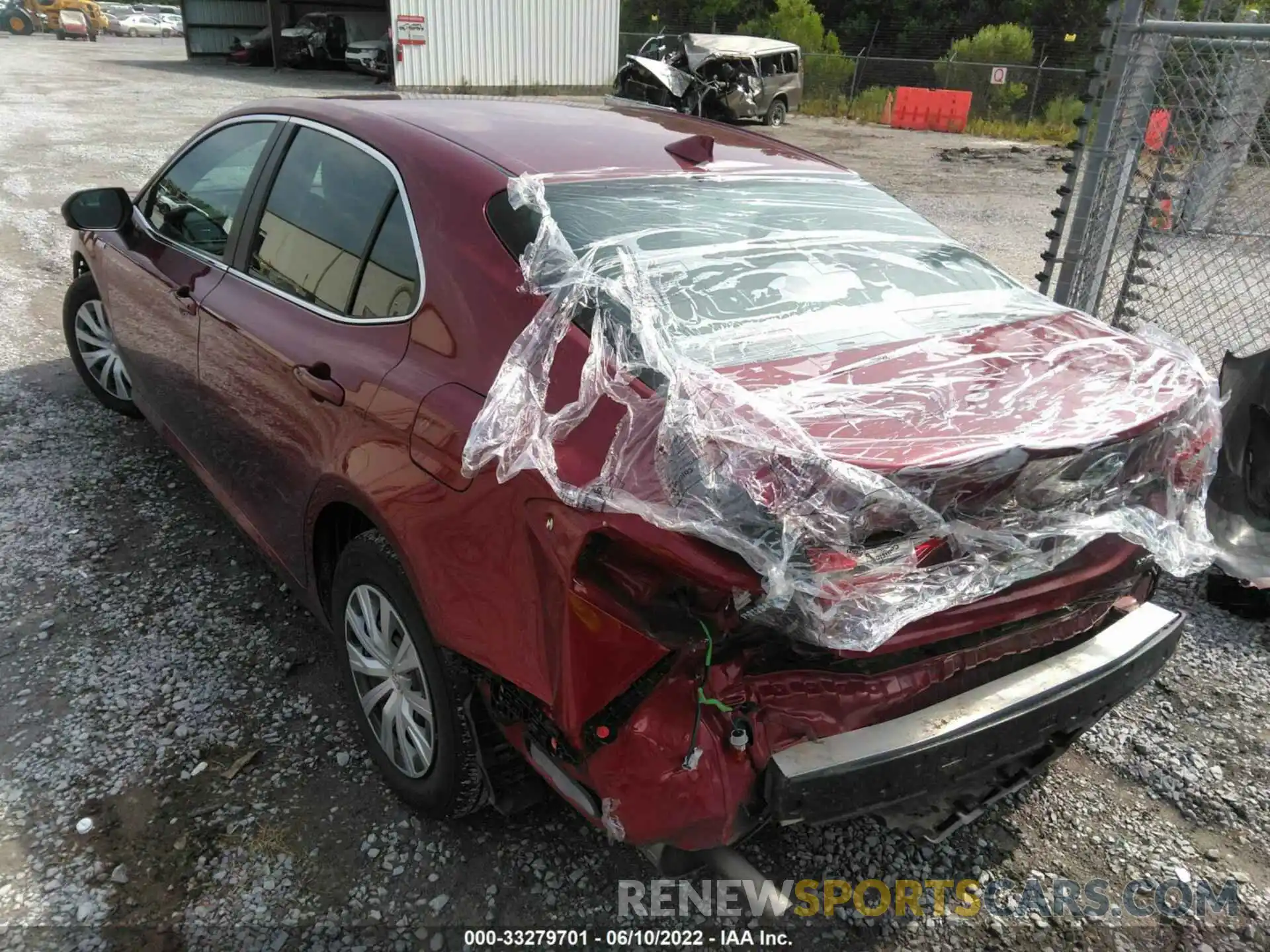 3 Photograph of a damaged car 4T1C31AK4LU542107 TOYOTA CAMRY 2020