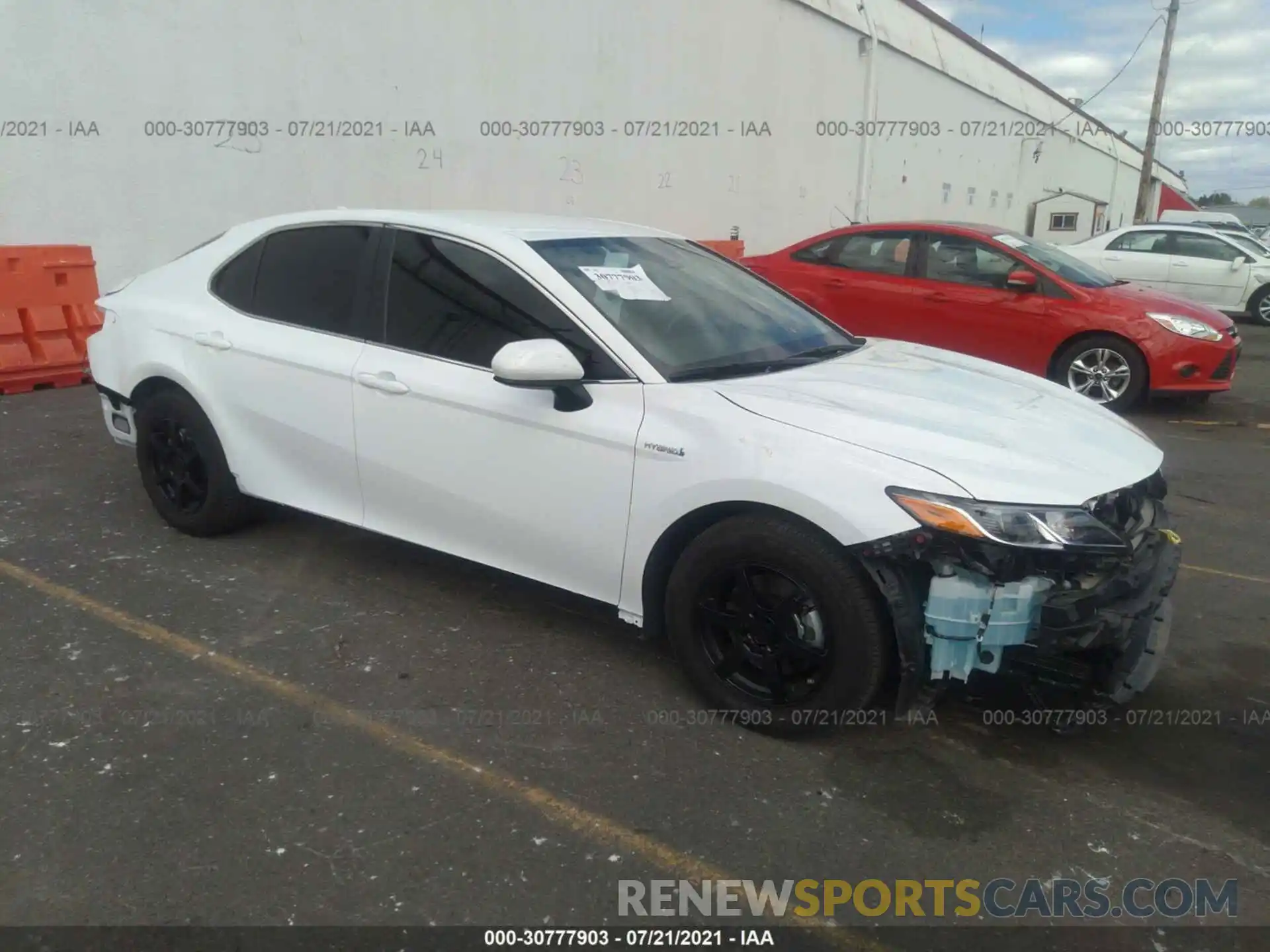 1 Photograph of a damaged car 4T1C31AK4LU542558 TOYOTA CAMRY 2020