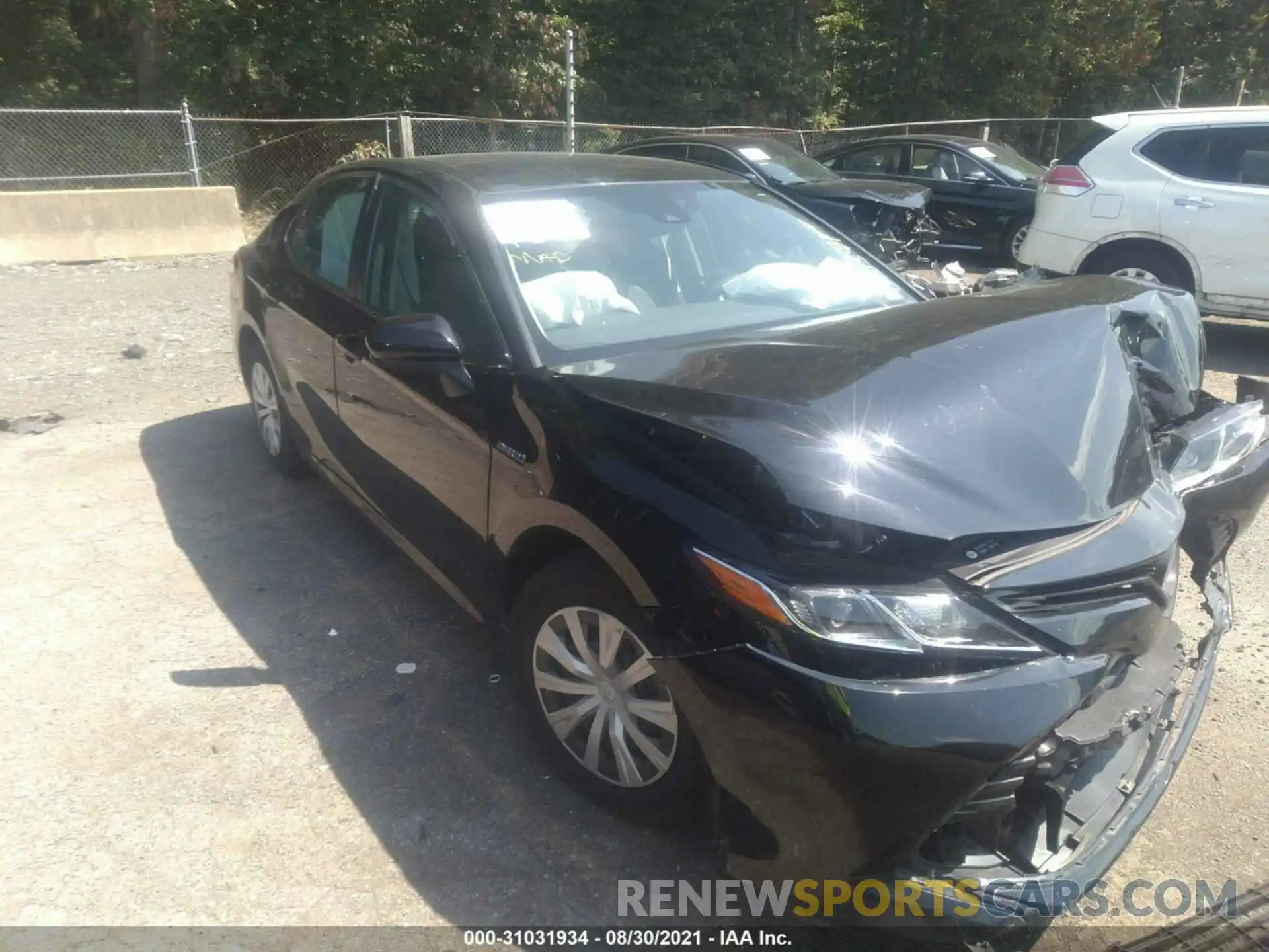 1 Photograph of a damaged car 4T1C31AK5LU010347 TOYOTA CAMRY 2020