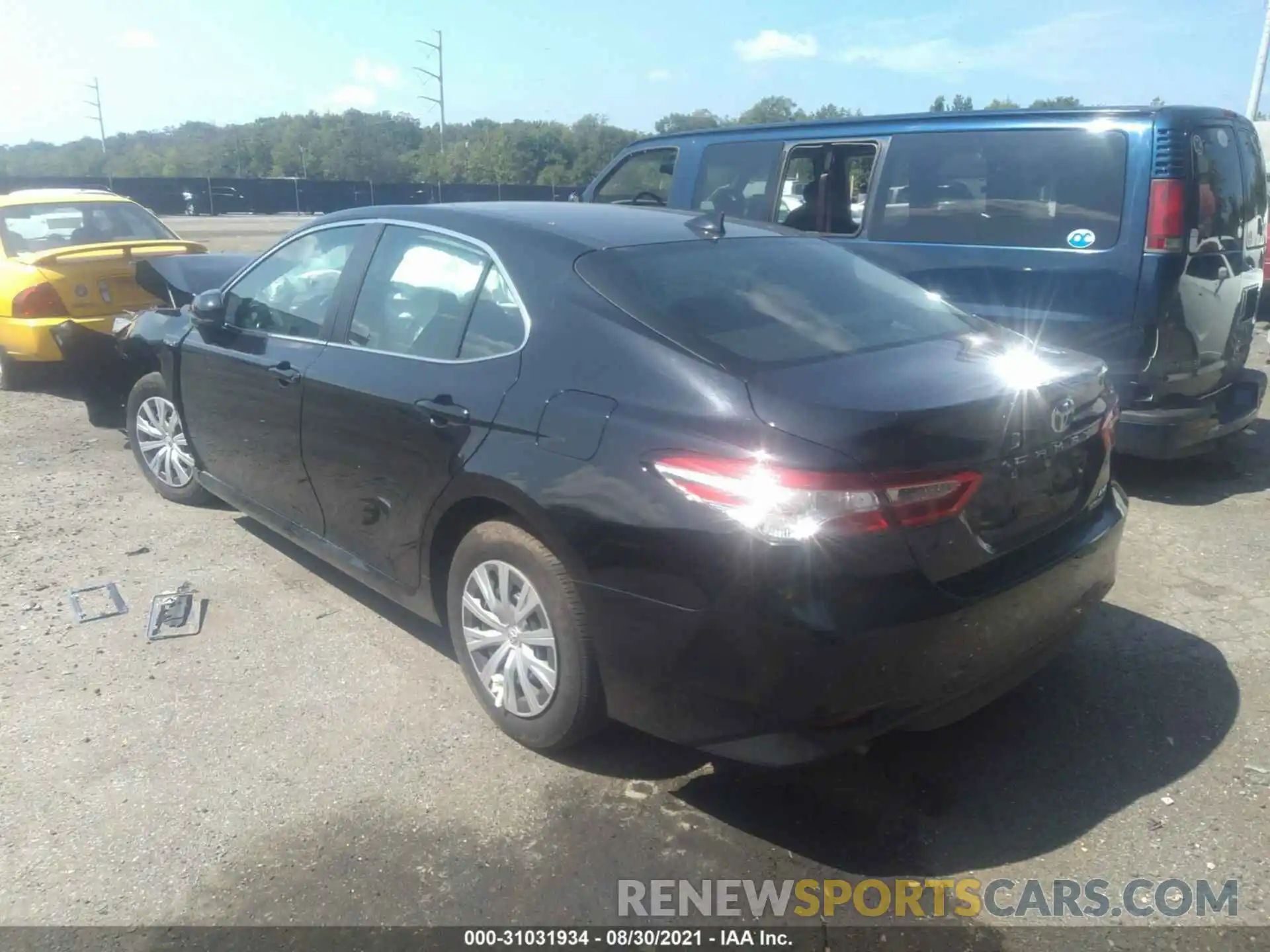 3 Photograph of a damaged car 4T1C31AK5LU010347 TOYOTA CAMRY 2020