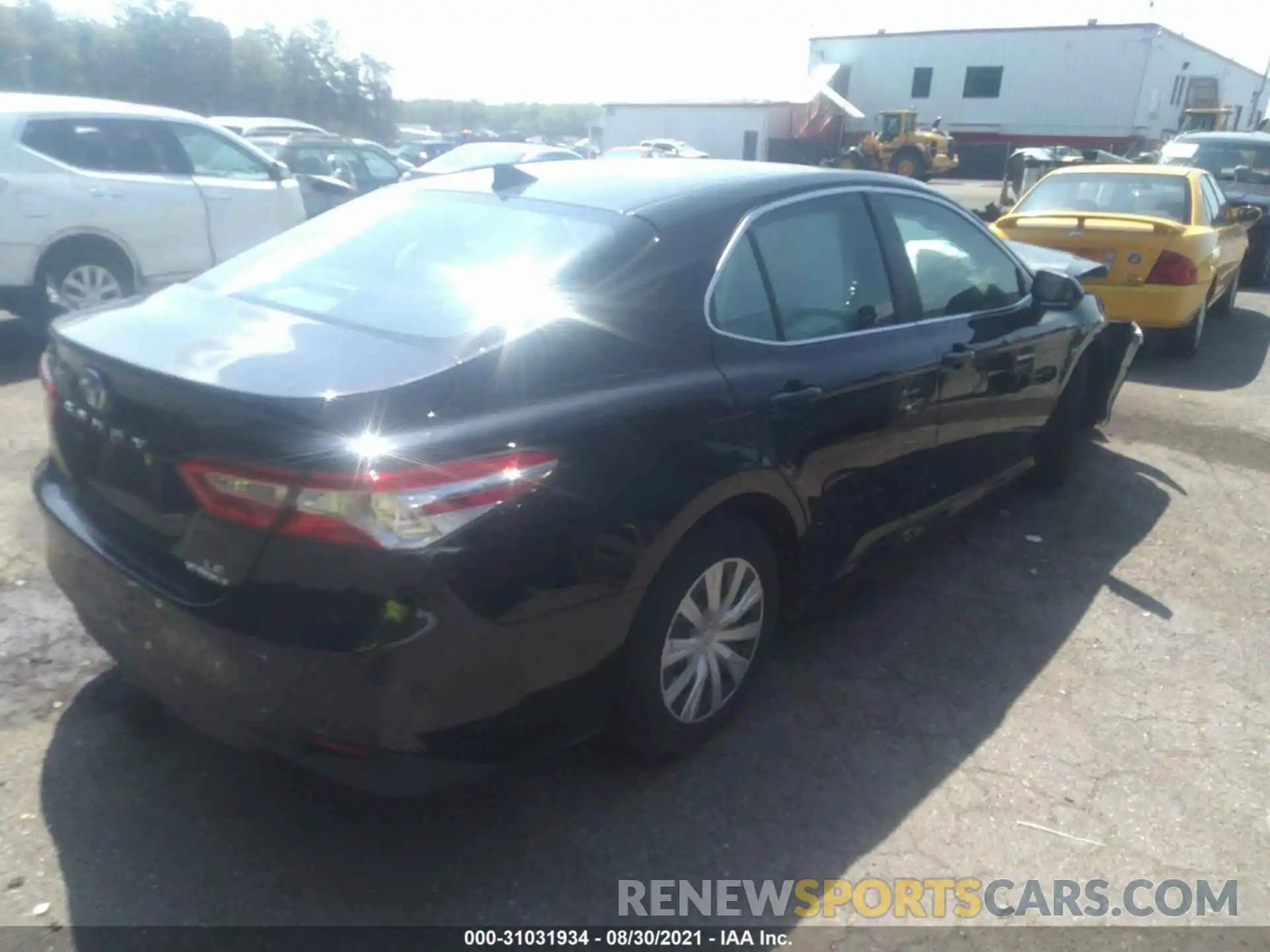 4 Photograph of a damaged car 4T1C31AK5LU010347 TOYOTA CAMRY 2020