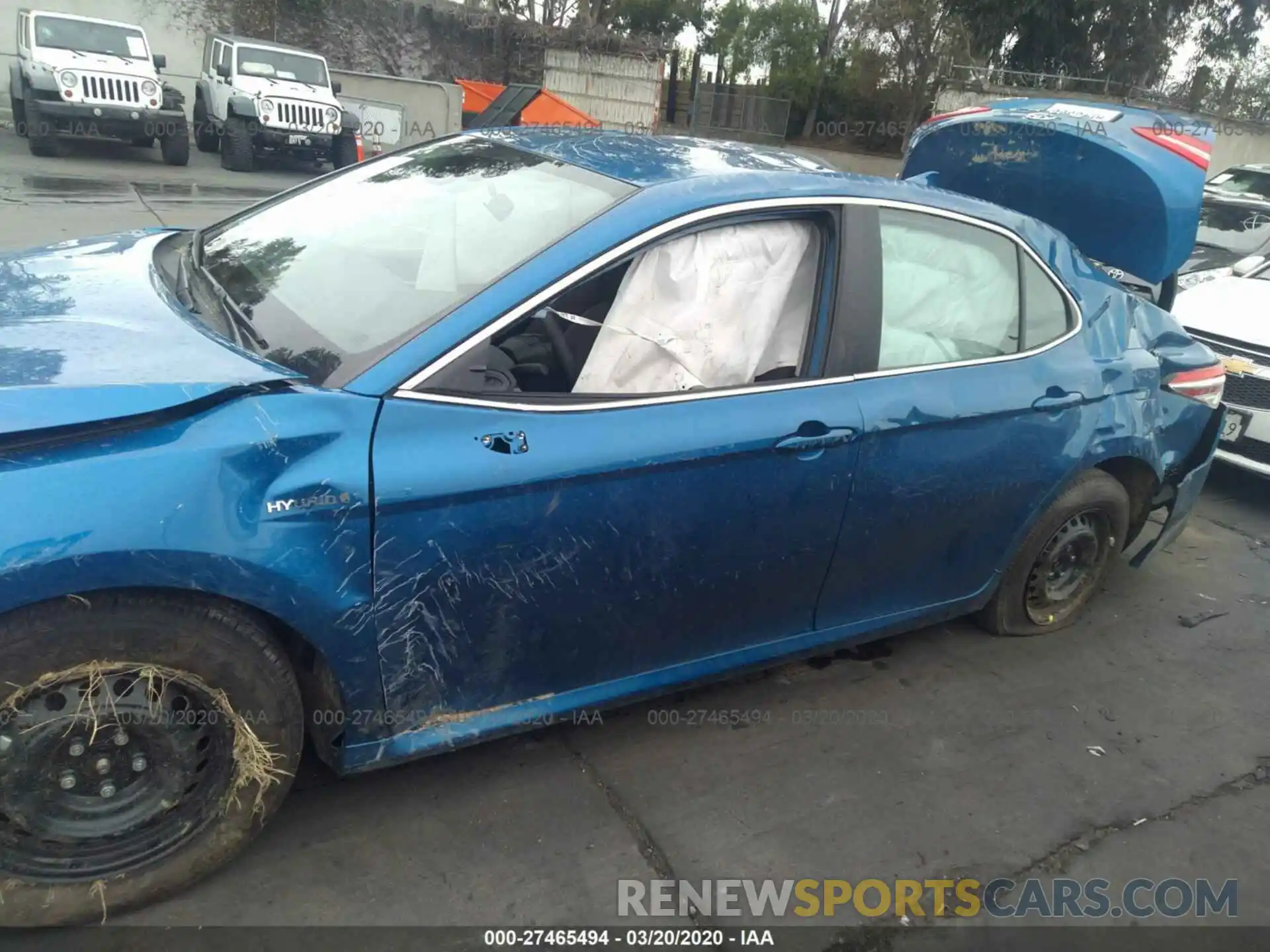 6 Photograph of a damaged car 4T1C31AK5LU012311 TOYOTA CAMRY 2020