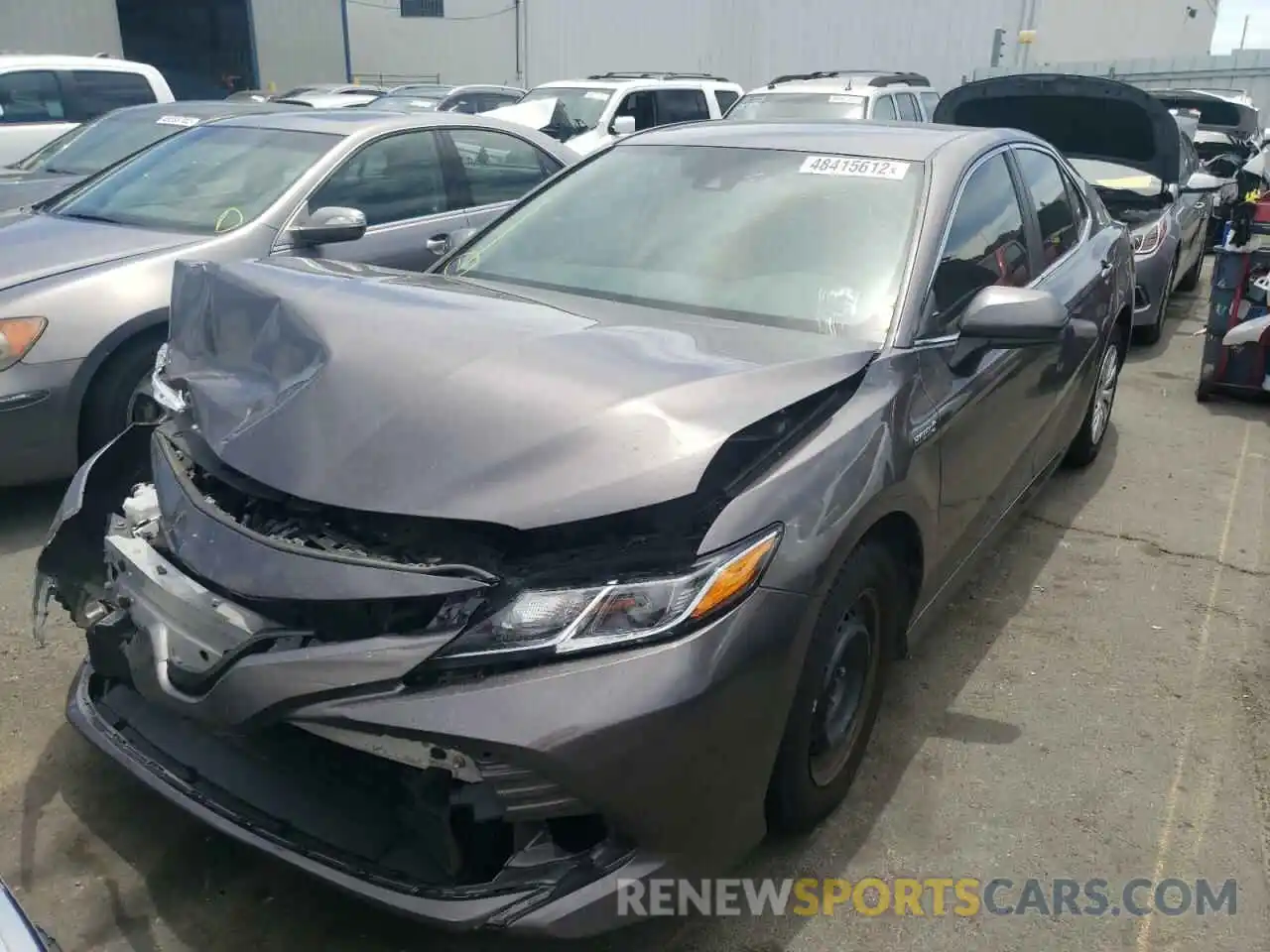 2 Photograph of a damaged car 4T1C31AK5LU013717 TOYOTA CAMRY 2020