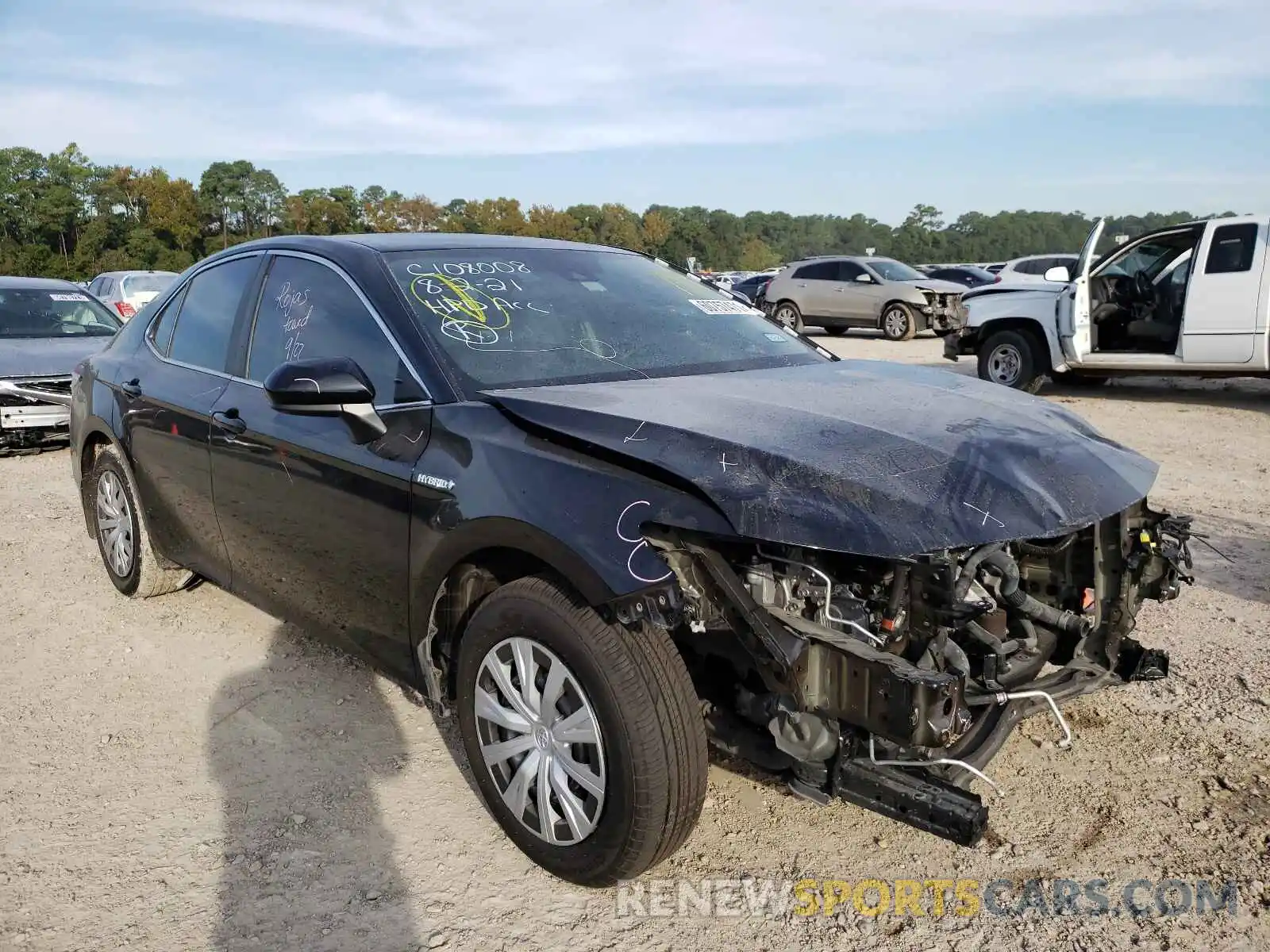 1 Photograph of a damaged car 4T1C31AK5LU014172 TOYOTA CAMRY 2020