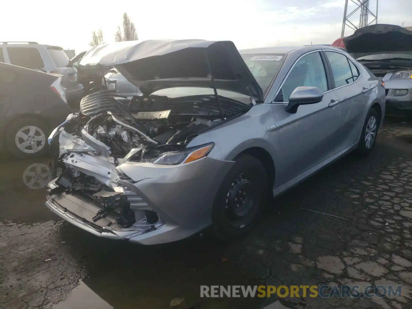 2 Photograph of a damaged car 4T1C31AK5LU015824 TOYOTA CAMRY 2020