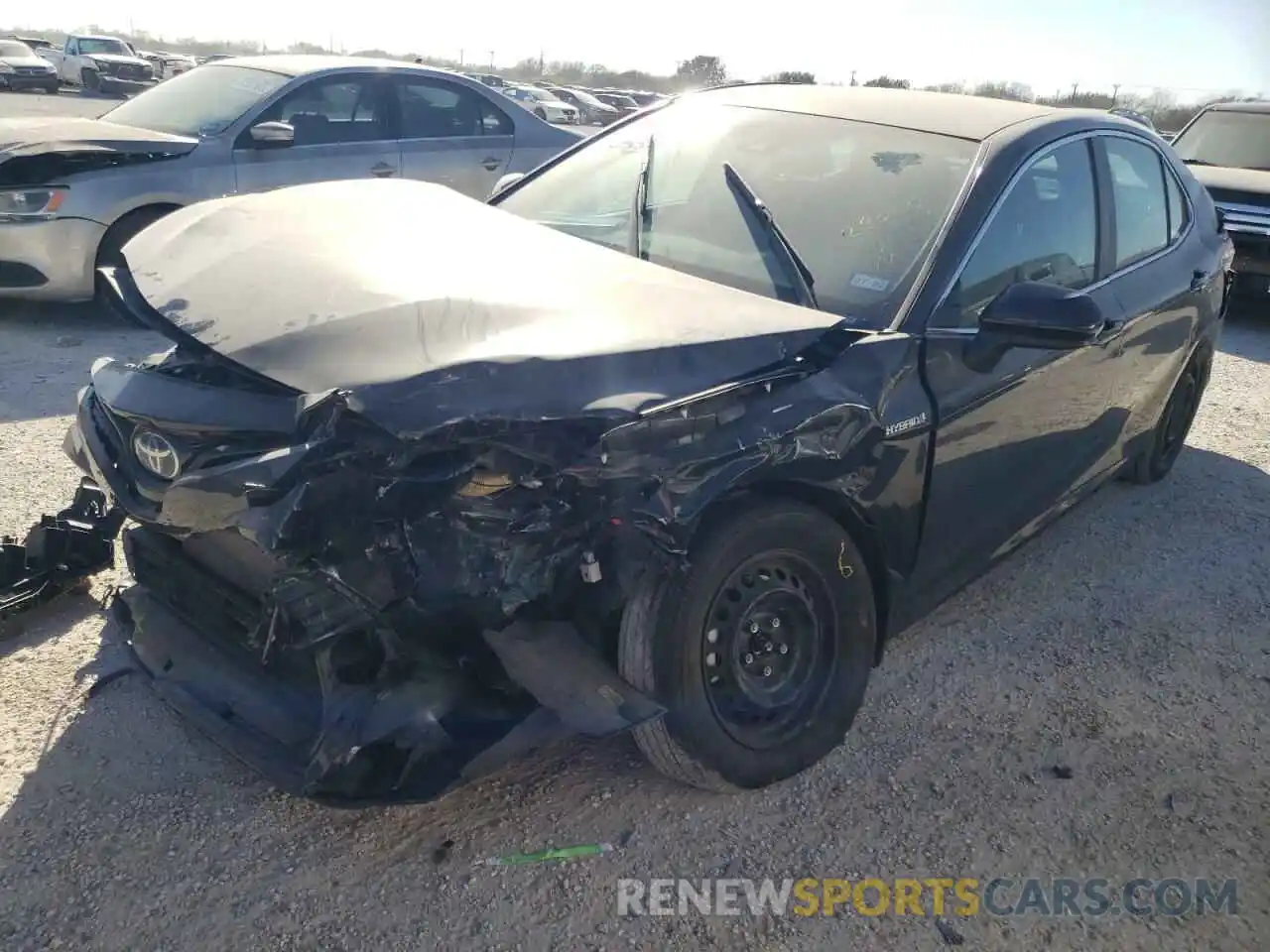 2 Photograph of a damaged car 4T1C31AK5LU016200 TOYOTA CAMRY 2020