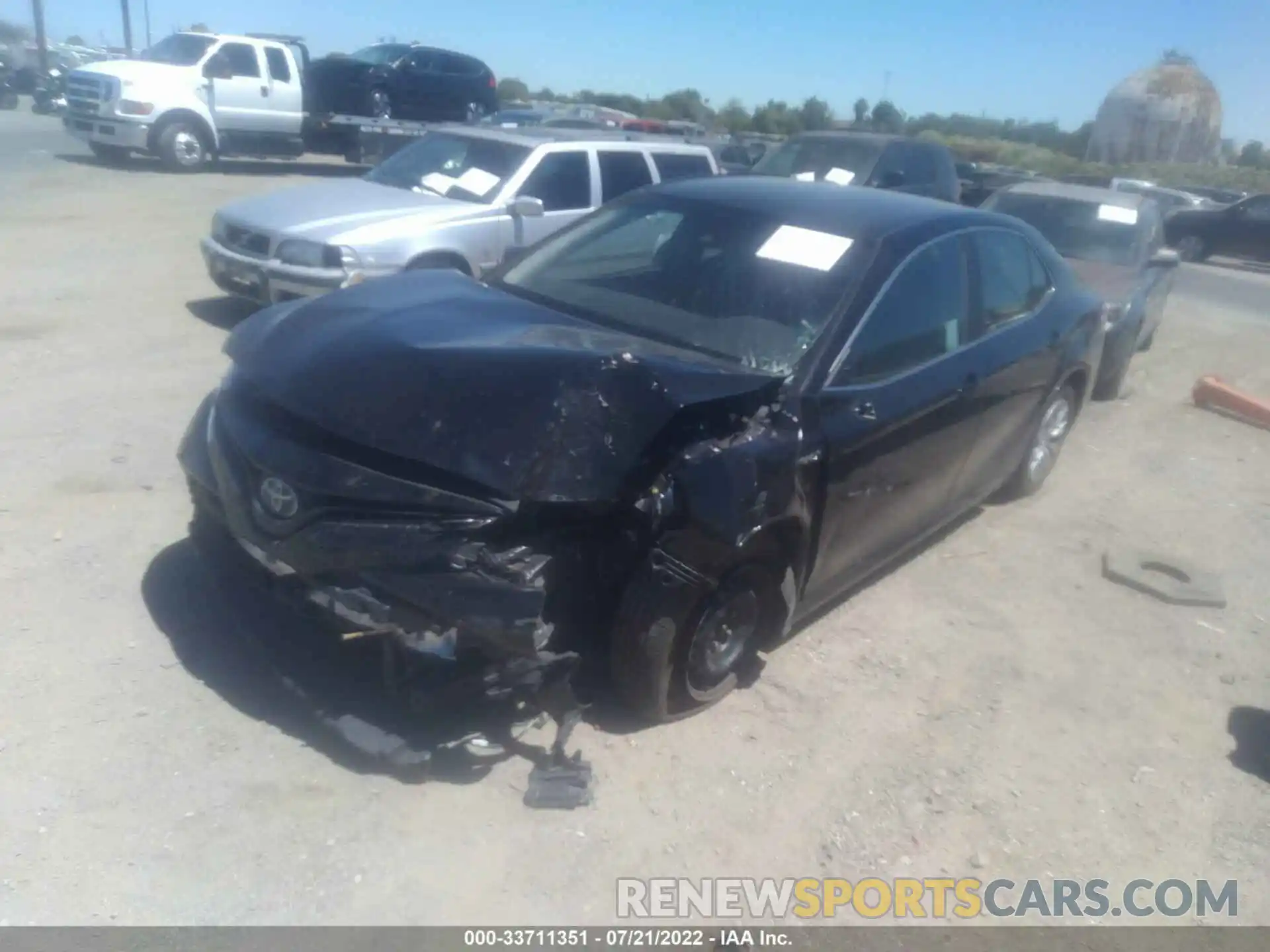 6 Photograph of a damaged car 4T1C31AK5LU017170 TOYOTA CAMRY 2020