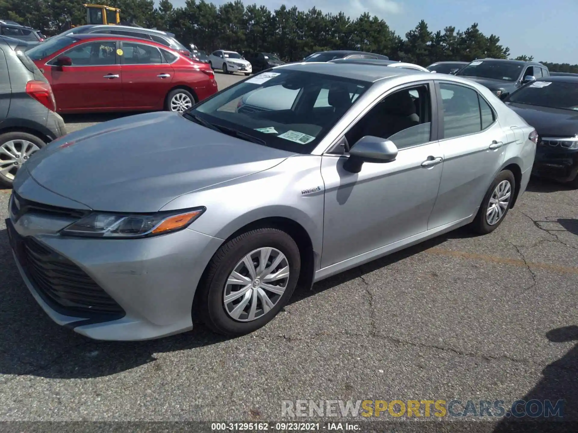 2 Photograph of a damaged car 4T1C31AK5LU019081 TOYOTA CAMRY 2020